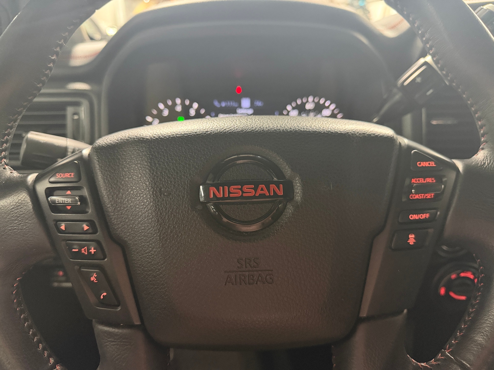 Thumbnail: 2020 Nissan Titan - 4