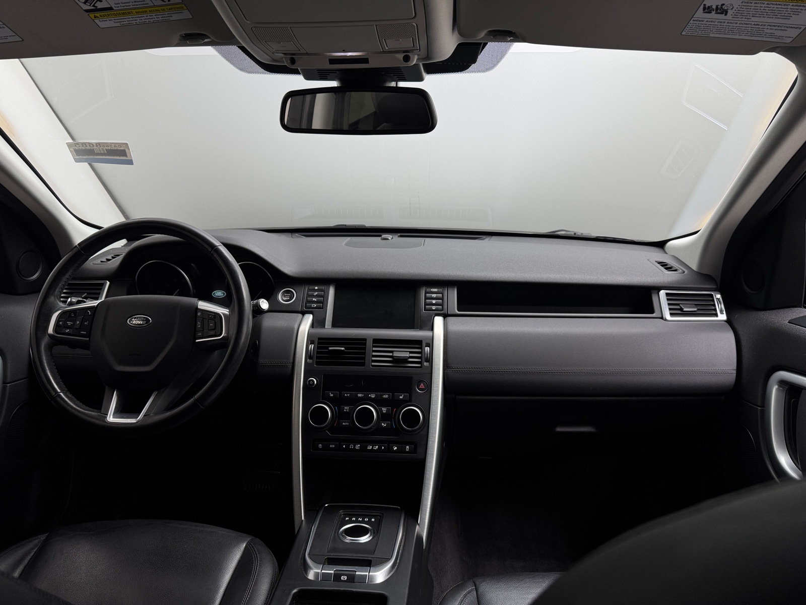 Thumbnail: 2018 Land Rover Discovery Sport - 3