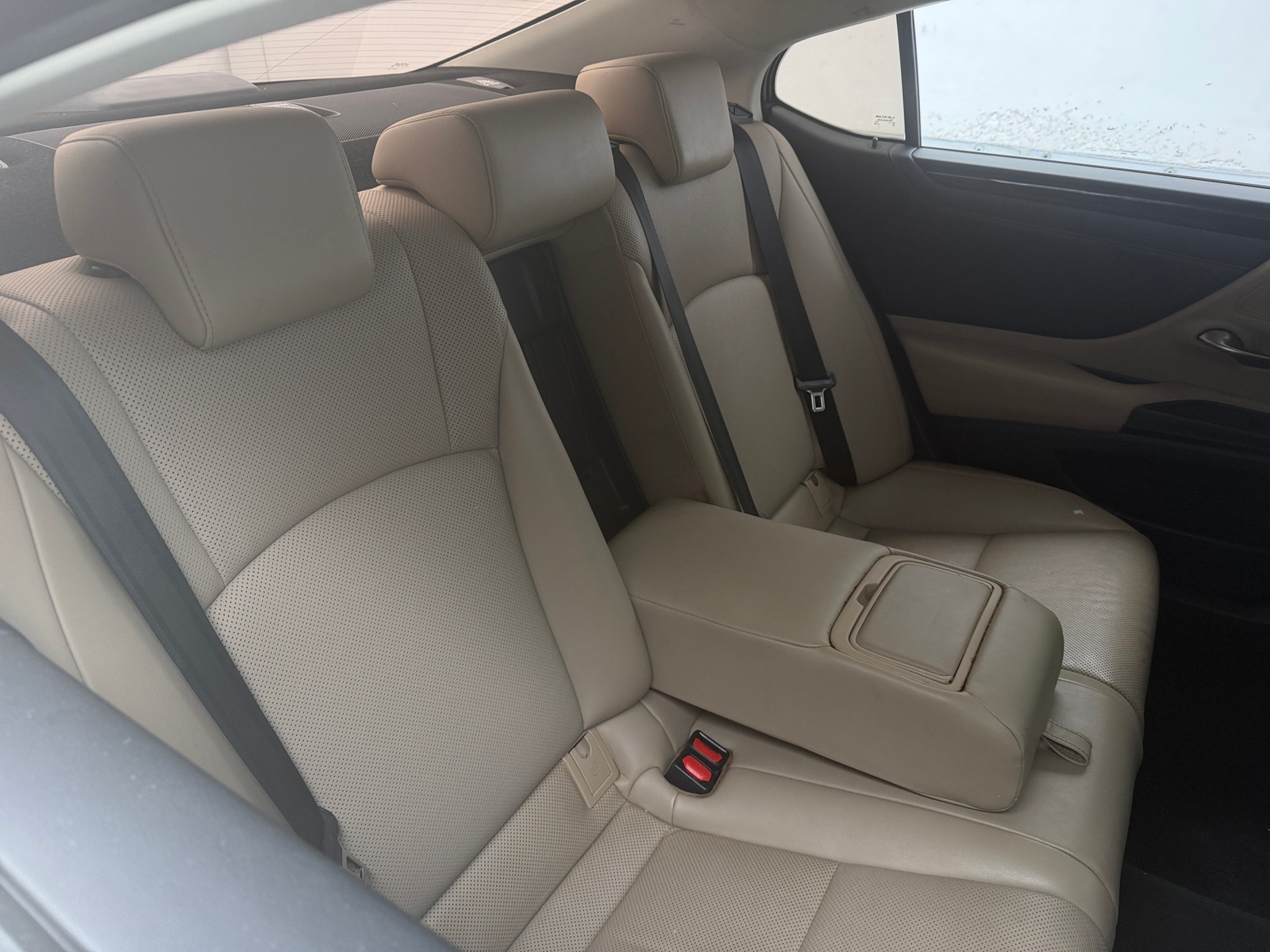 Thumbnail: 2019 Lexus ES - 6
