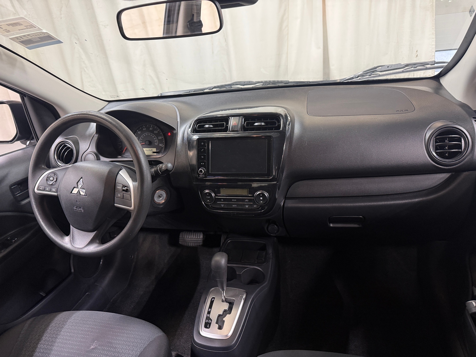 Thumbnail: 2023 Mitsubishi Mirage G4 - 3