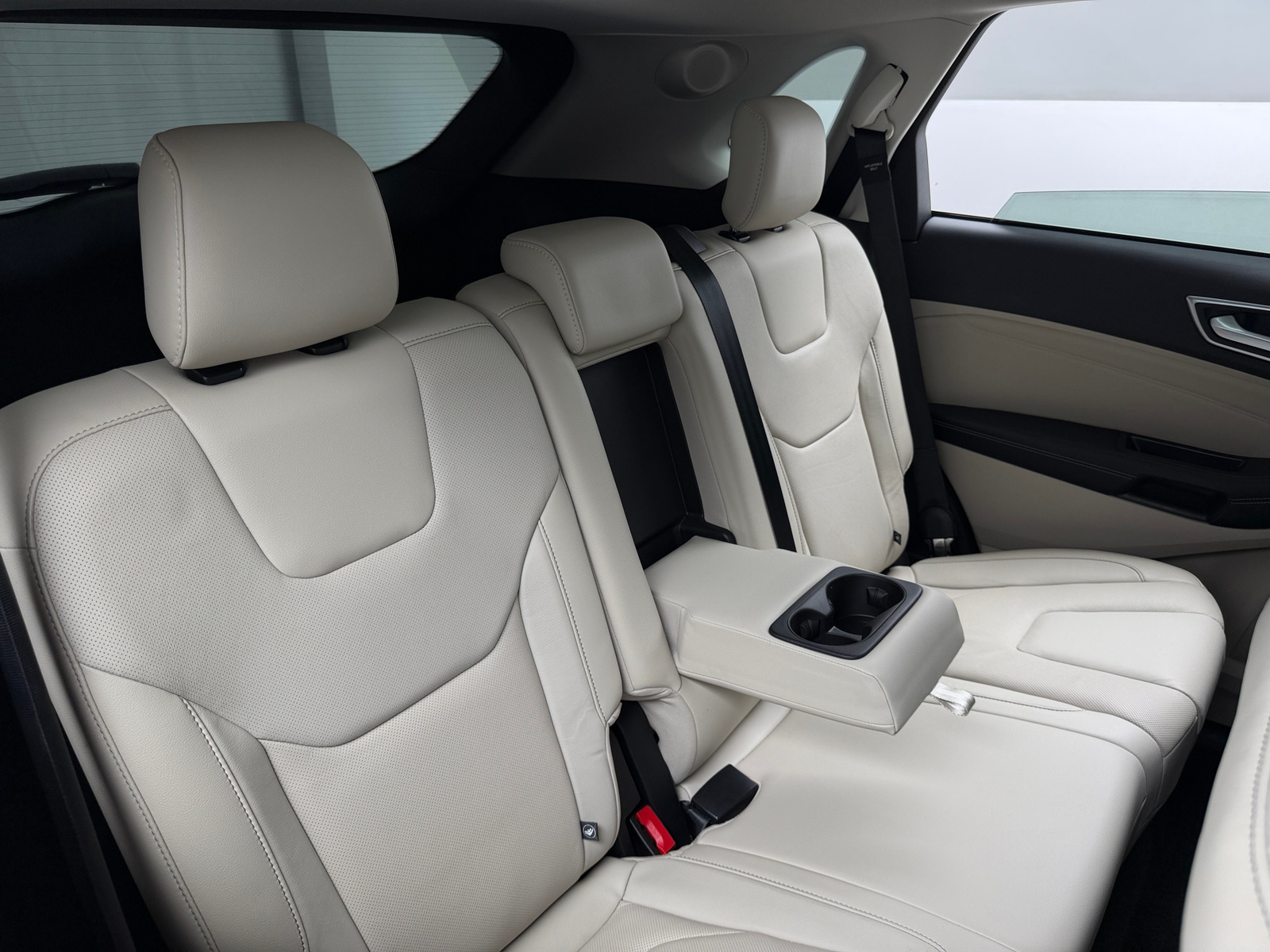 Thumbnail: 2017 Ford Edge - 5