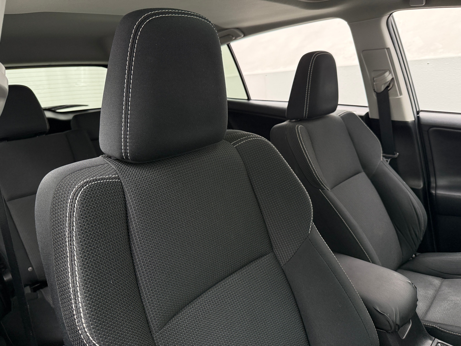 Thumbnail: 2018 Toyota RAV4 - 2
