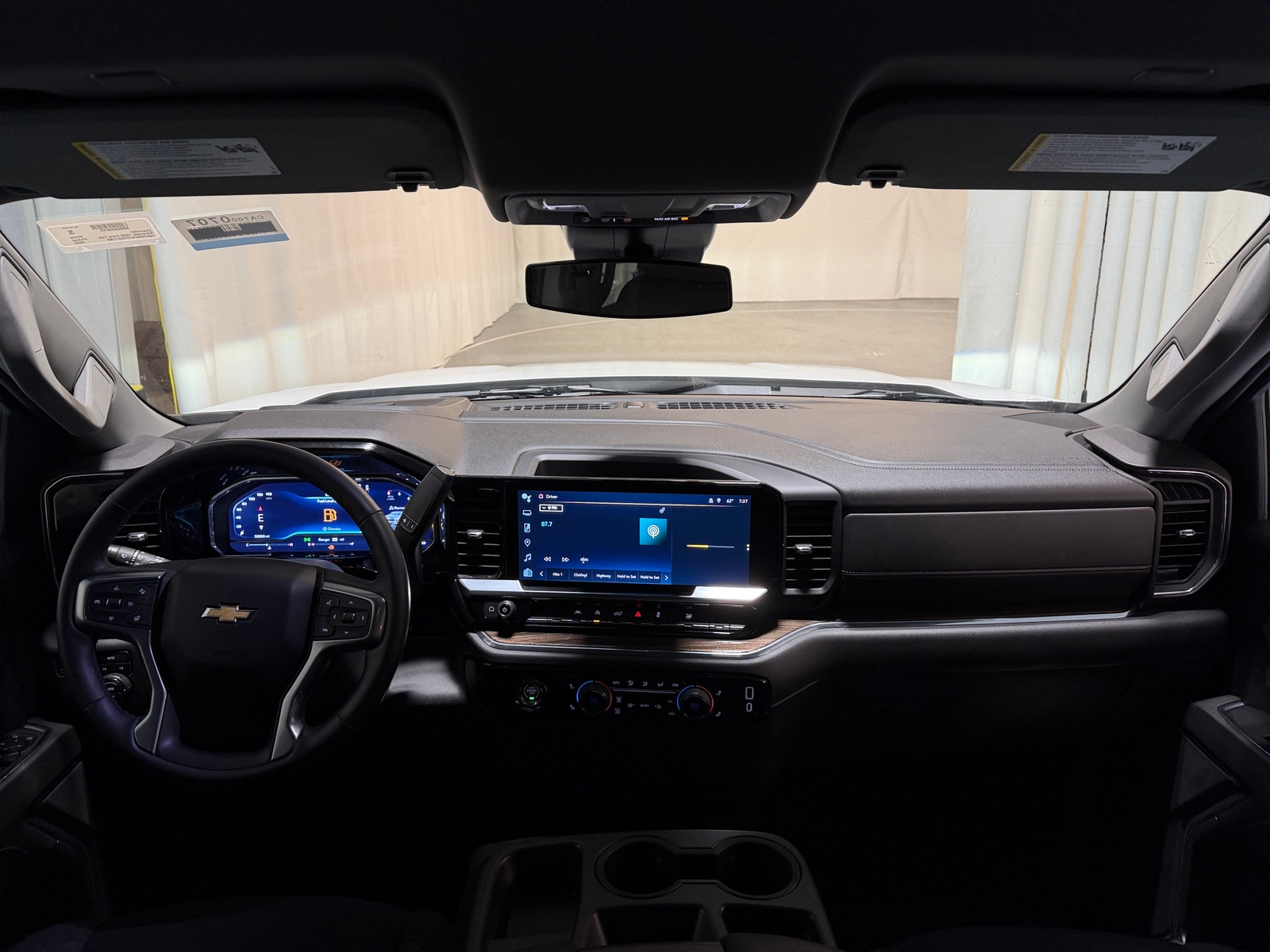 Thumbnail: 2023 Chevrolet Silverado 1500 - 3