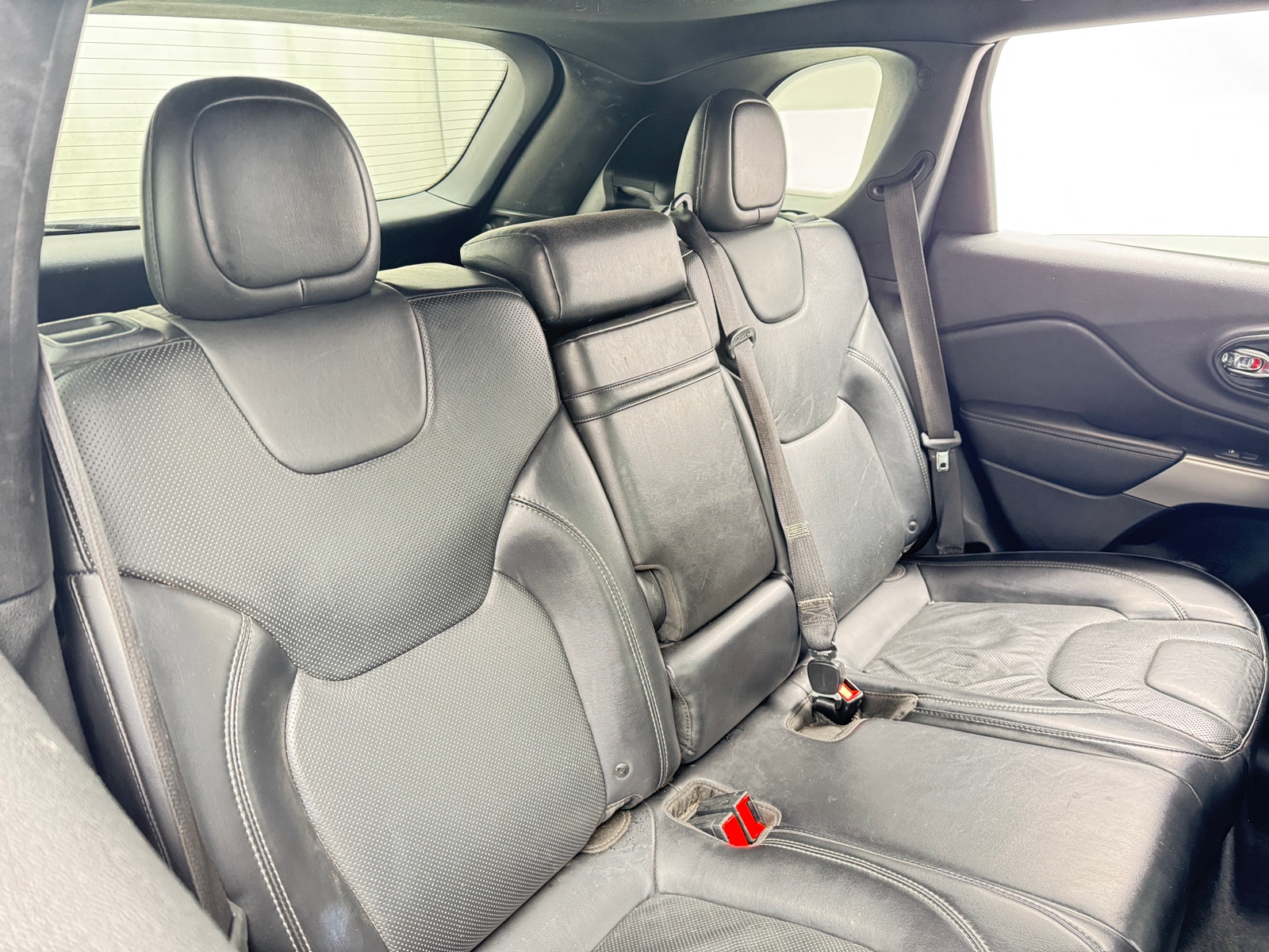 Thumbnail: 2019 Jeep Cherokee - 5