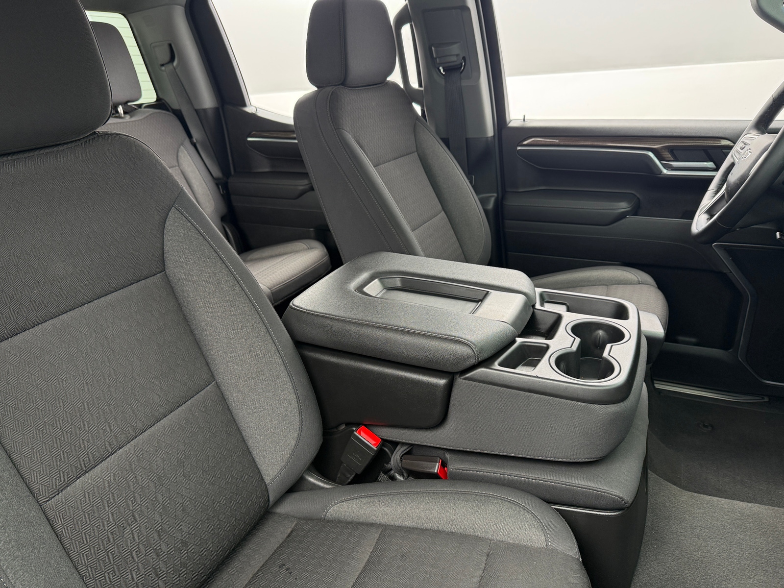 Thumbnail: 2026 Chevrolet Silverado 1500 - 2