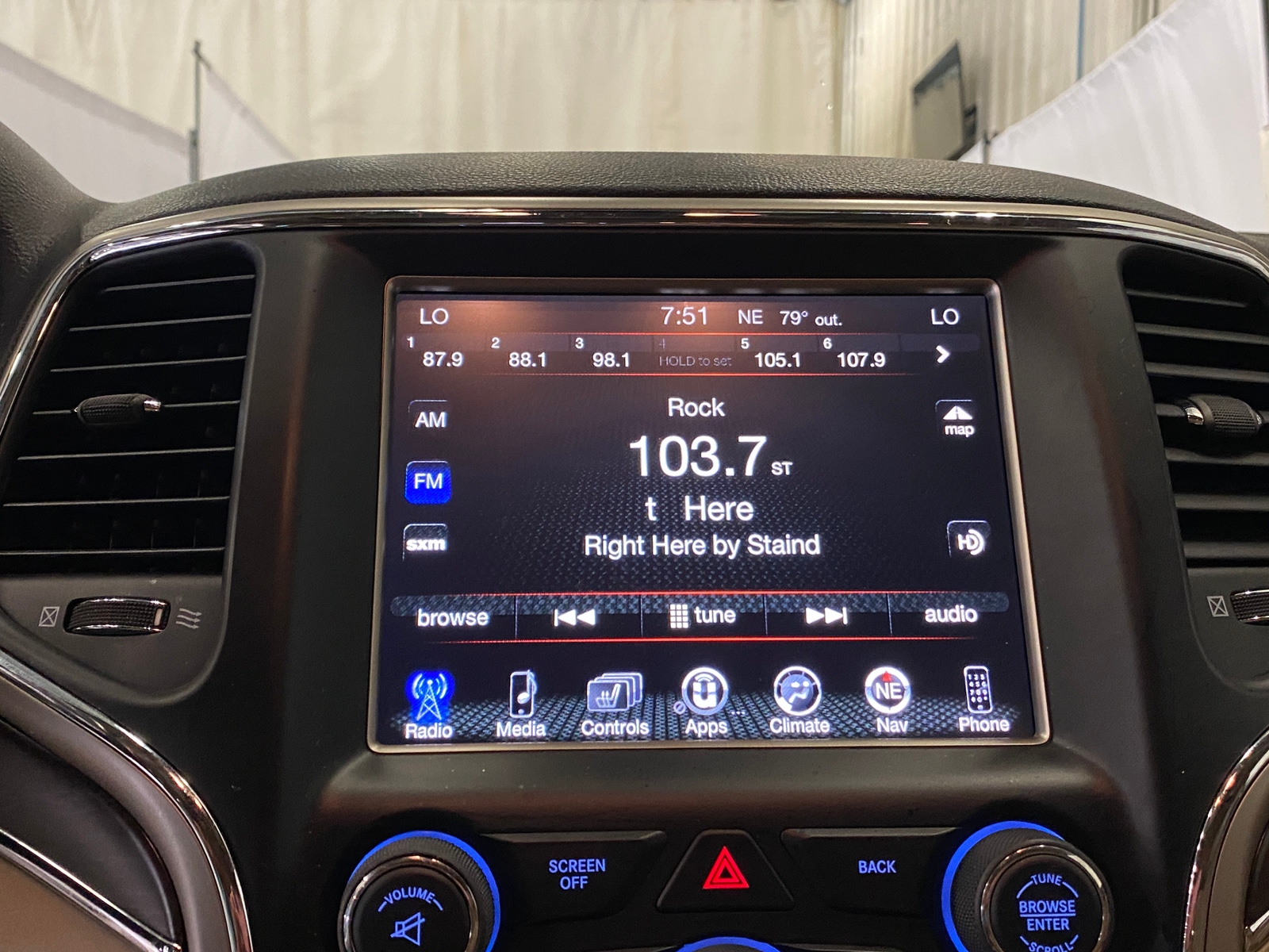 Thumbnail: 2014 Jeep Grand Cherokee - 3