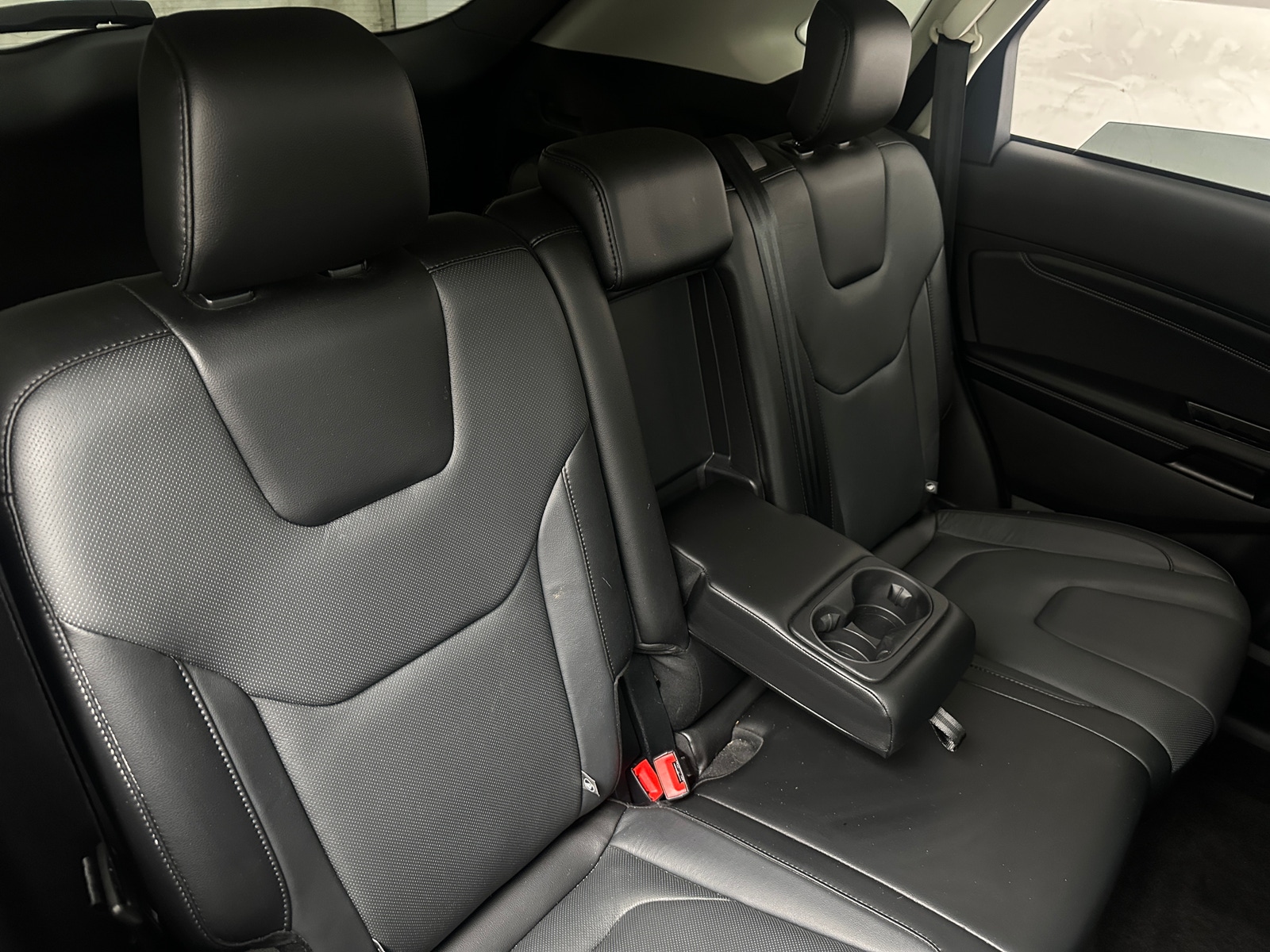 Thumbnail: 2018 Ford Edge - 5