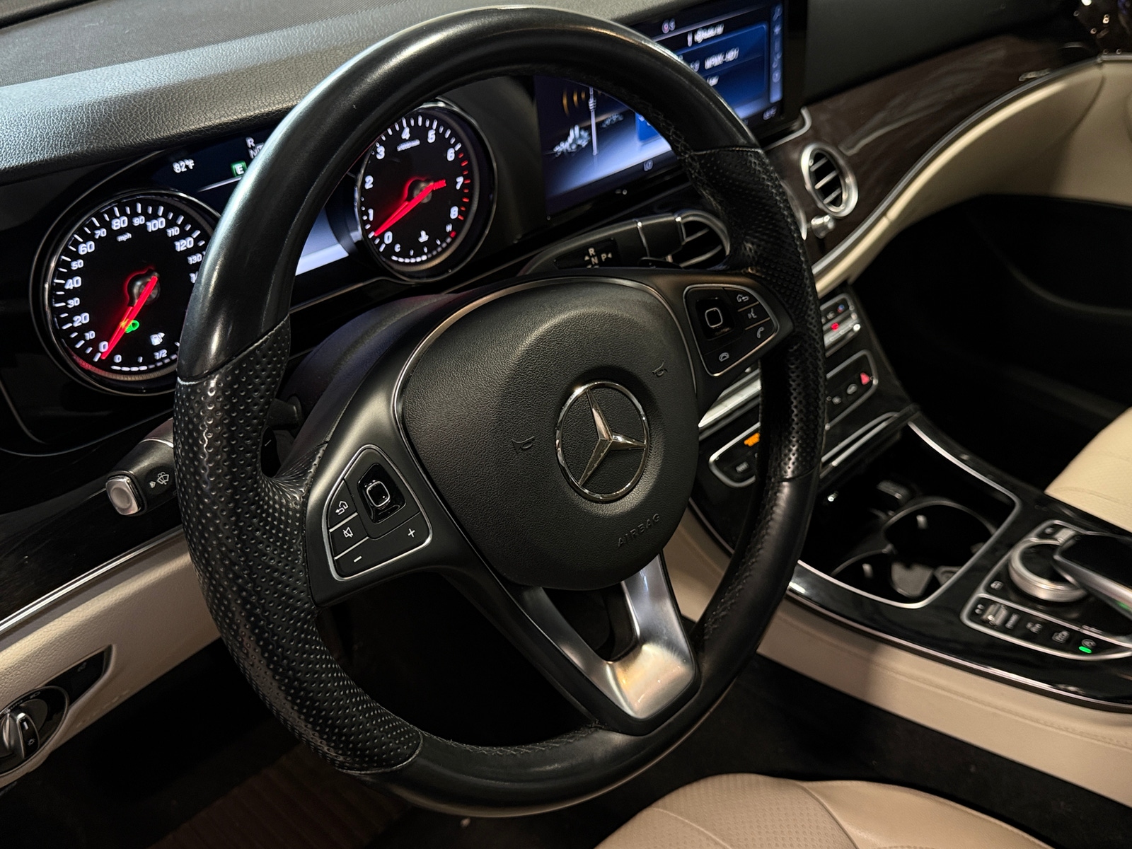 Thumbnail: 2017 Mercedes-Benz E-Class - 4