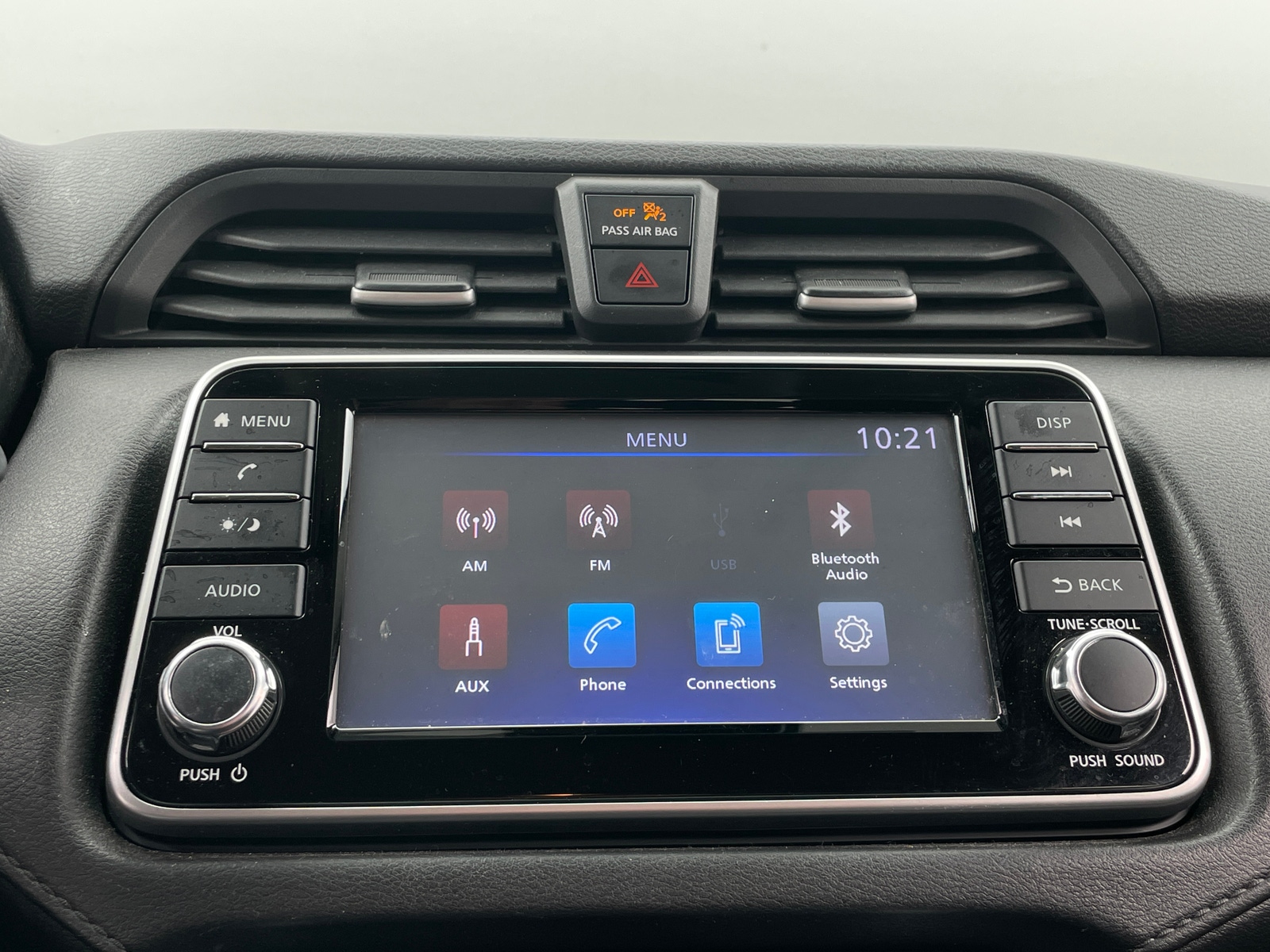 Thumbnail: 2020 Nissan Versa - 4