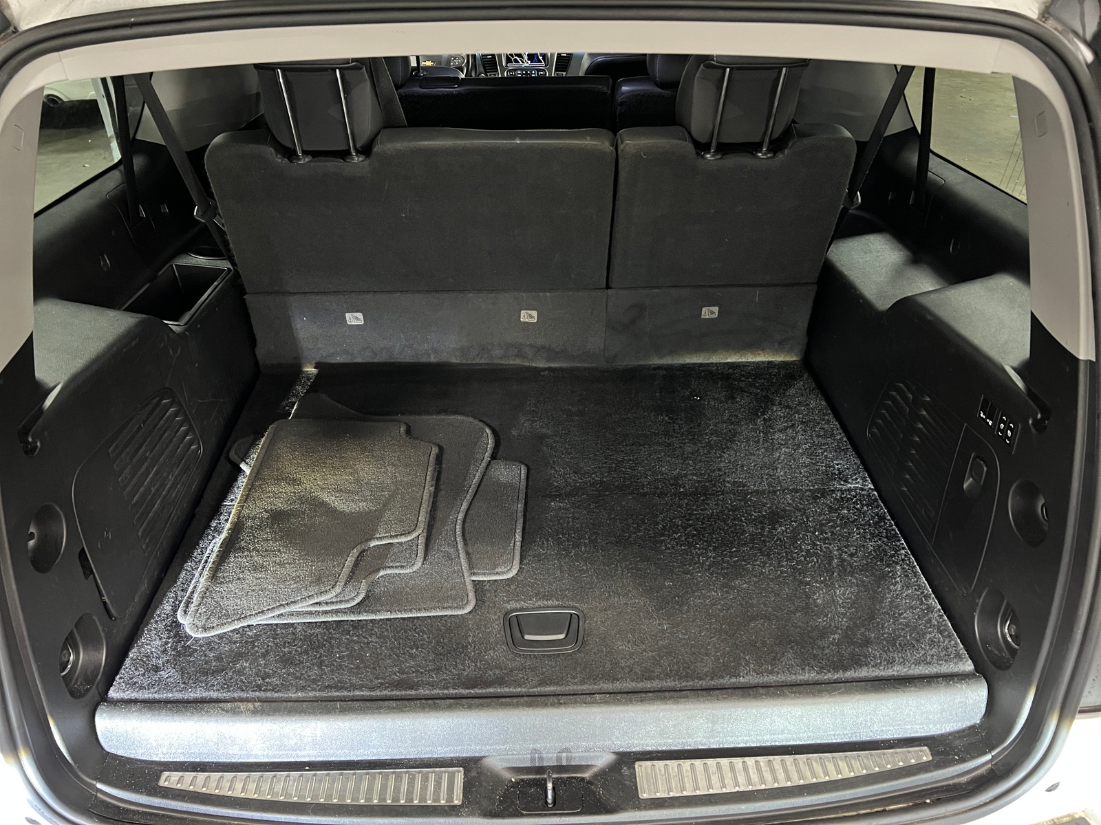 Thumbnail: 2019 Chevrolet Suburban - 6
