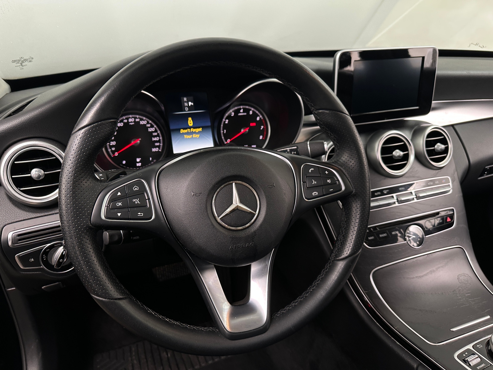 Thumbnail: 2017 Mercedes-Benz C-Class - 4