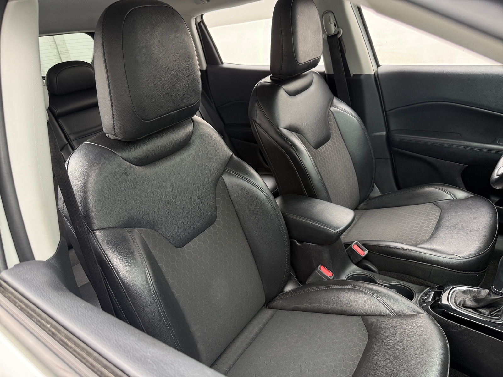 Thumbnail: 2018 Jeep Compass - 2