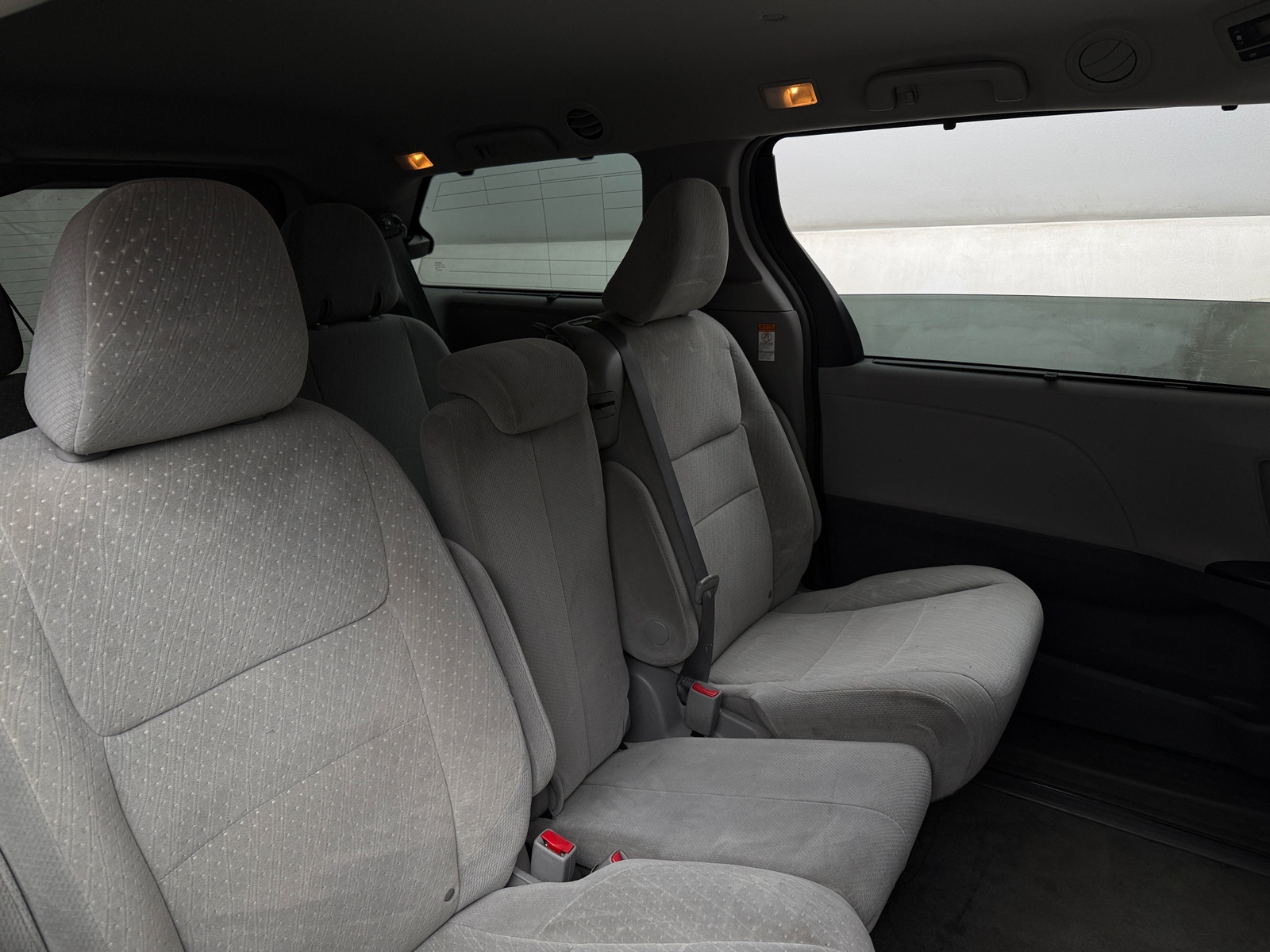 Thumbnail: 2018 Toyota Sienna - 6