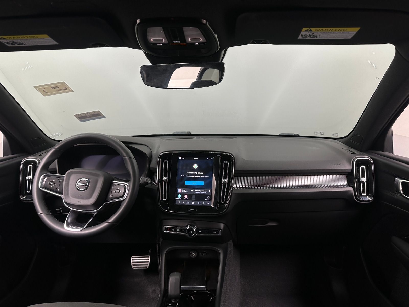 Thumbnail: 2022 Volvo XC40 - 2