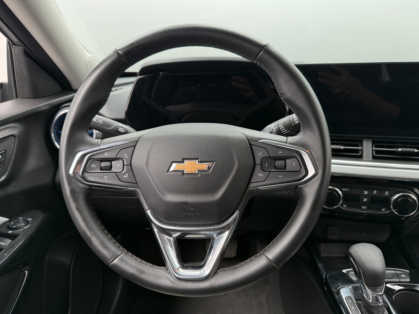 Thumbnail: 2025 Chevrolet Trax - 4