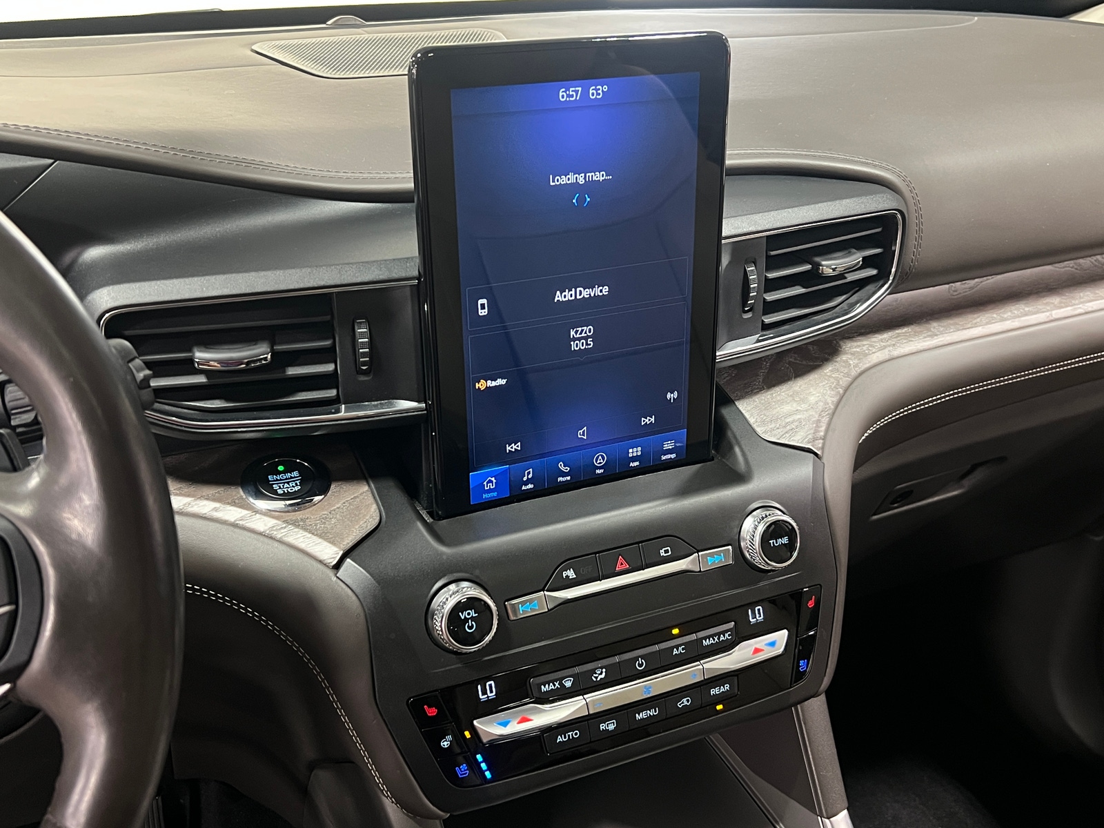 Thumbnail: 2020 Ford Explorer - 3