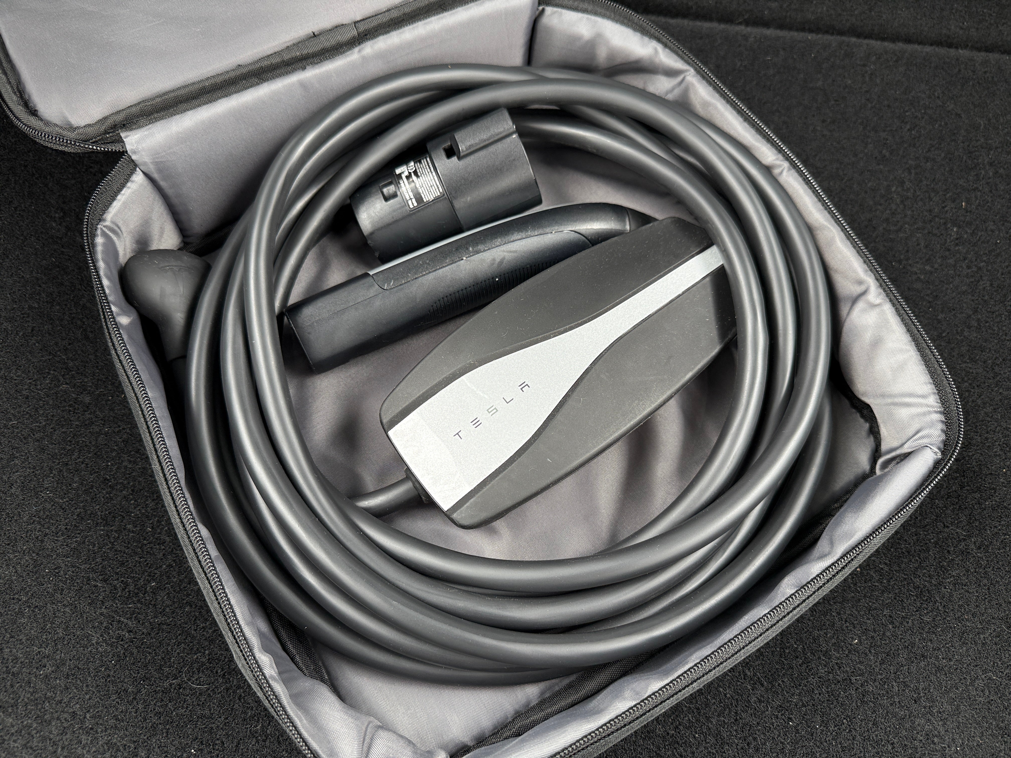 Used 2021 Tesla Model Y Long Range with VIN 5YJYGDEE0MF240294 for sale in Auburn, WA