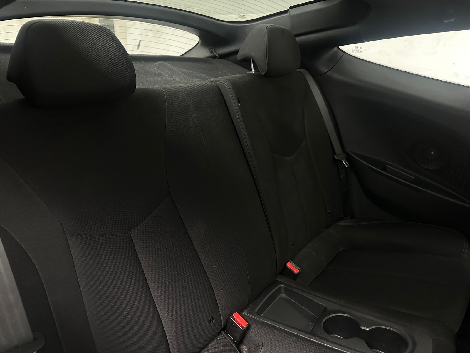 Thumbnail: 2017 Hyundai Veloster - 6