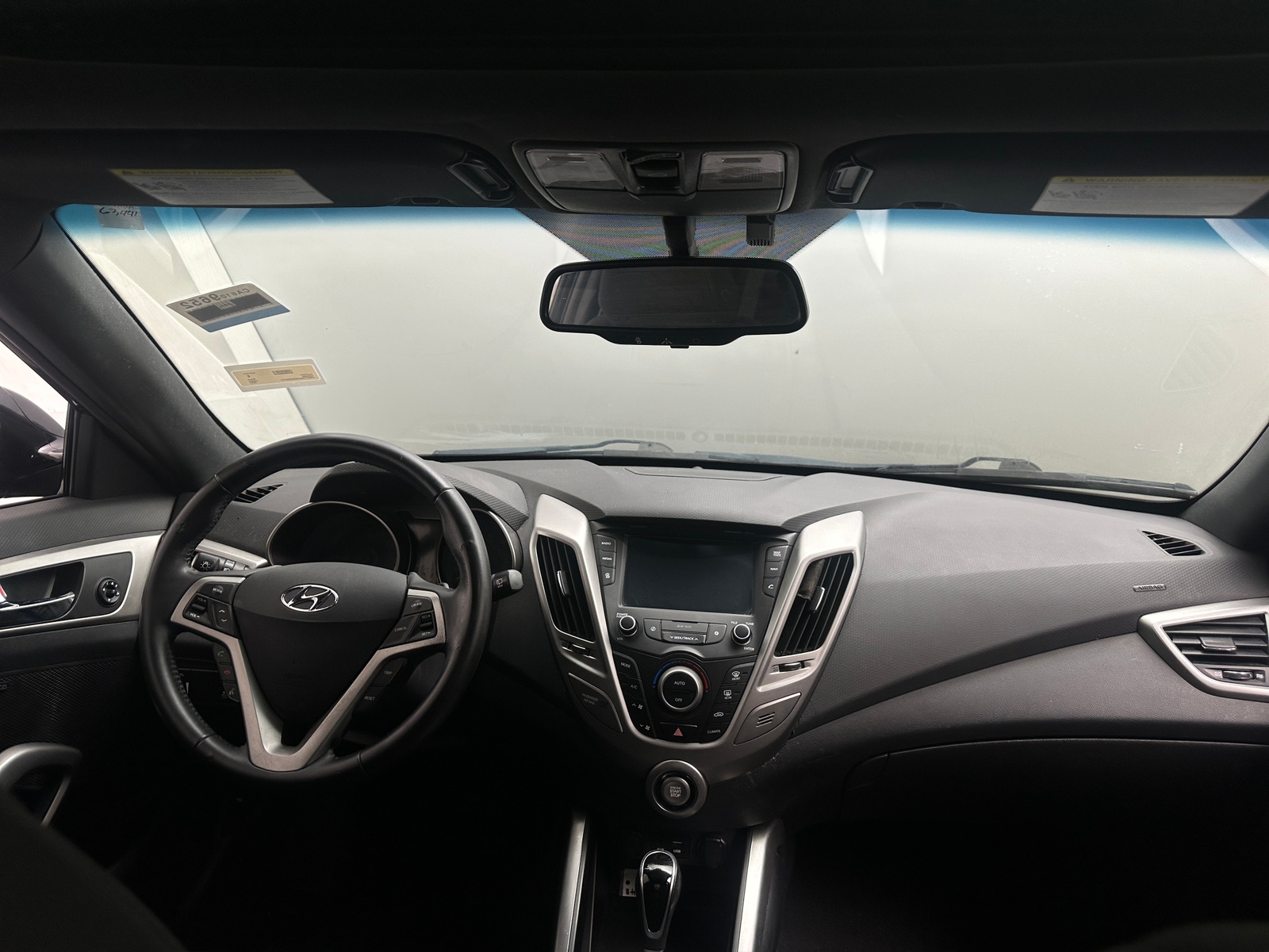 Thumbnail: 2017 Hyundai Veloster - 3
