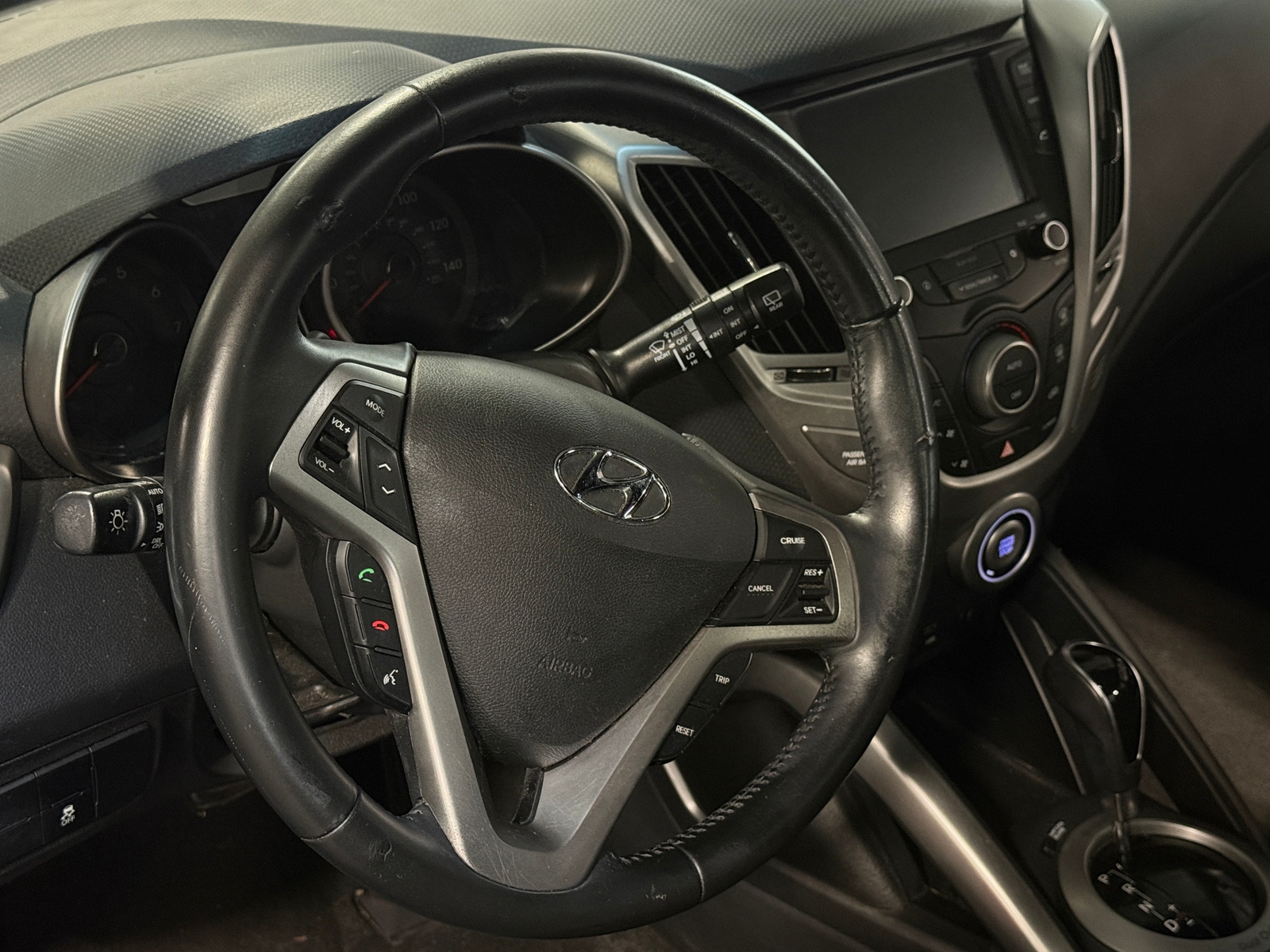 Thumbnail: 2017 Hyundai Veloster - 5