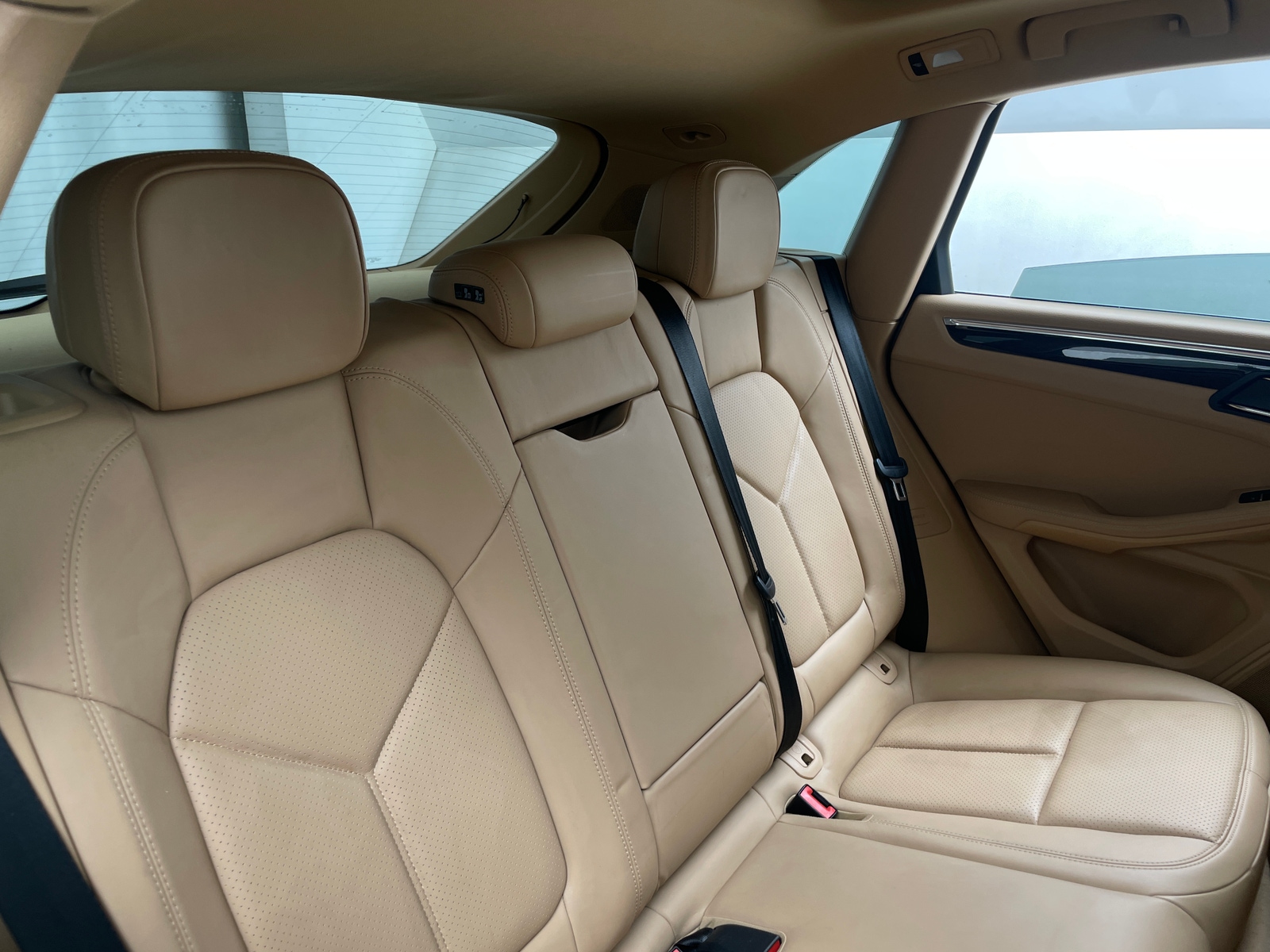 Thumbnail: 2015 Porsche Macan - 5
