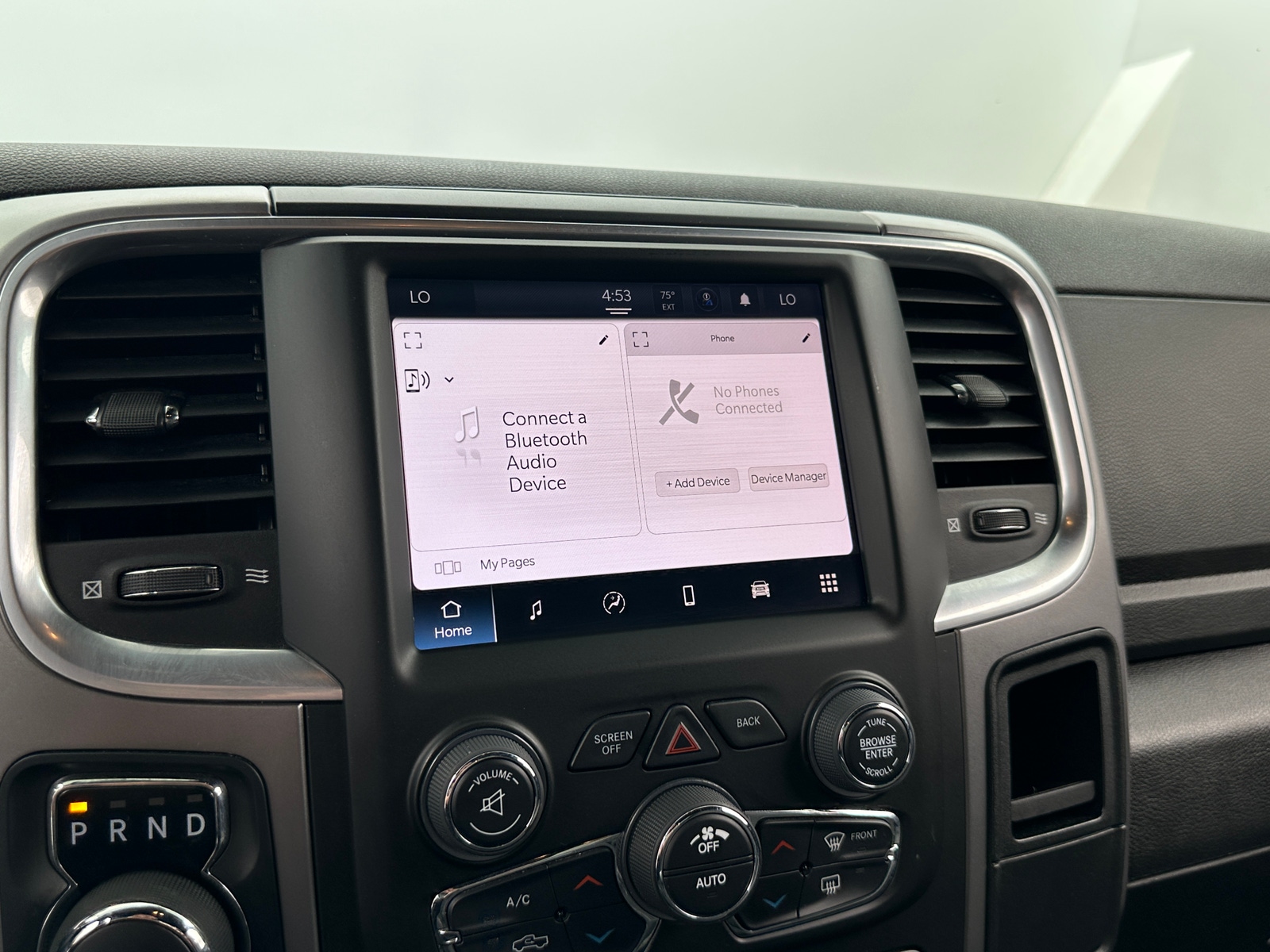 Thumbnail: 2022 RAM 1500 Classic - 4