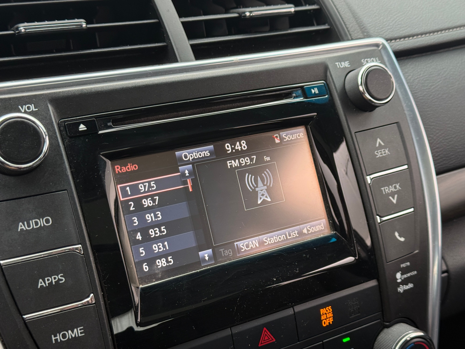 Thumbnail: 2015 Toyota Camry - 4