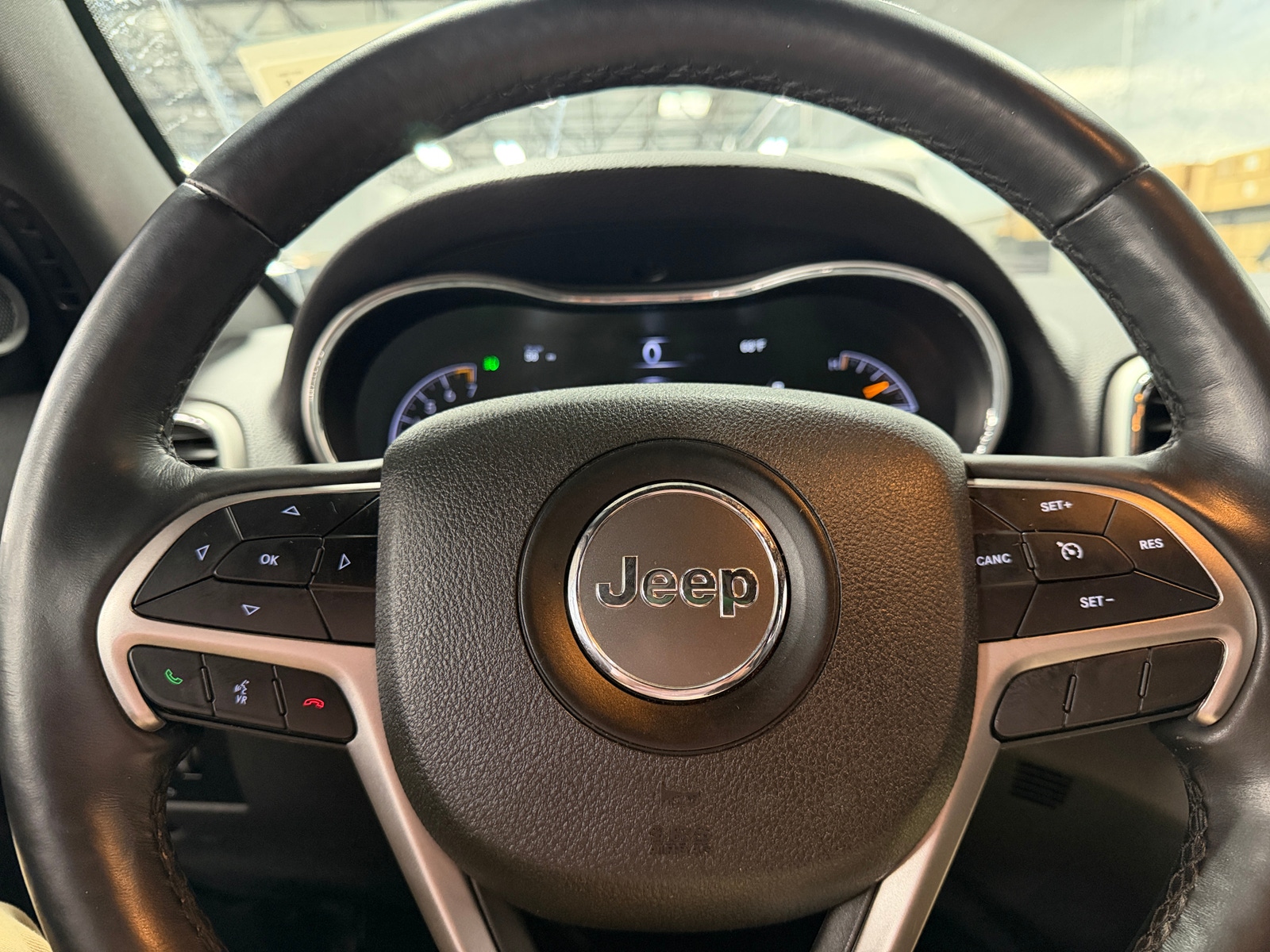 Thumbnail: 2018 Jeep Grand Cherokee - 4