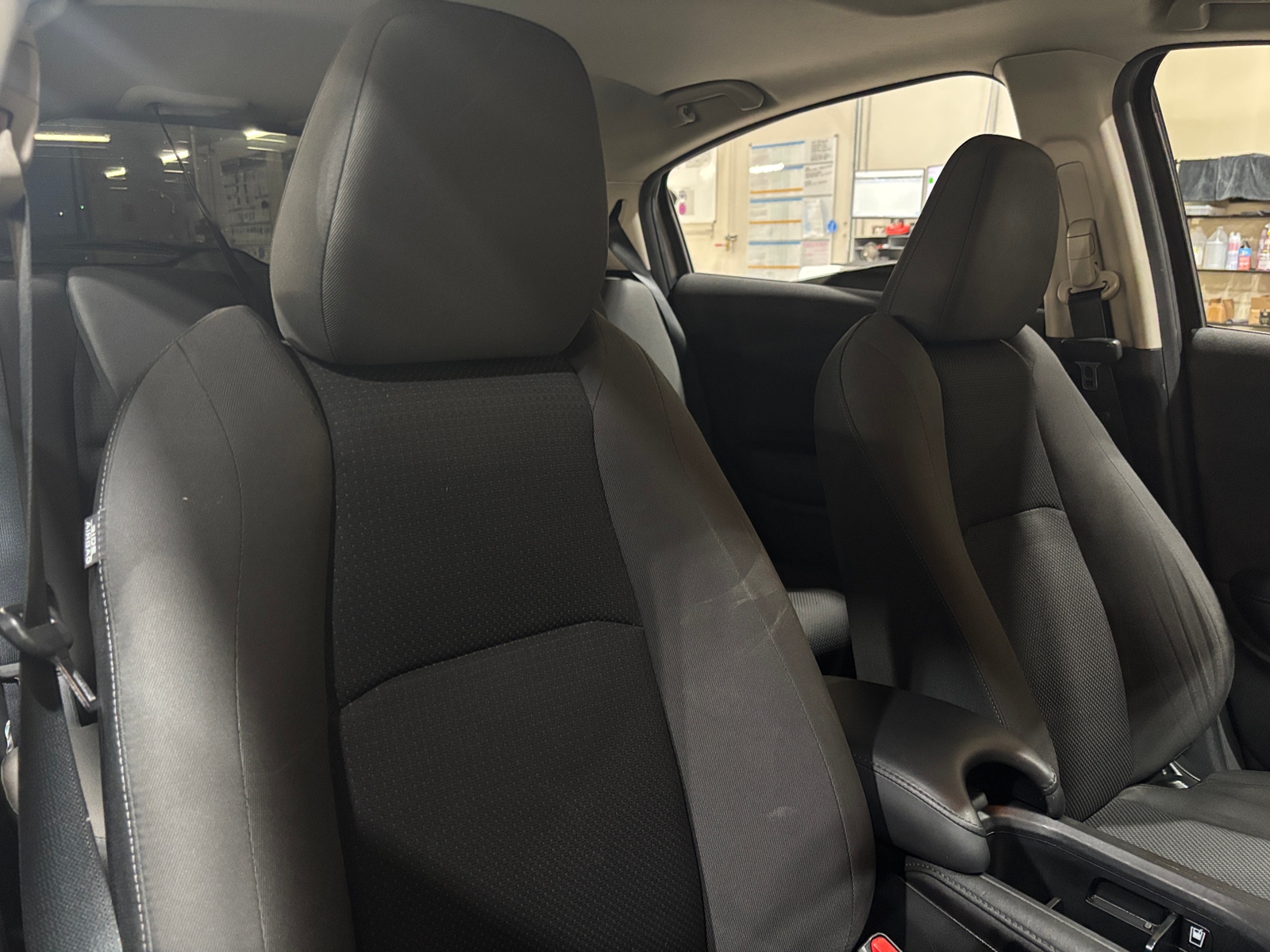 Thumbnail: 2022 Honda HR-V - 2