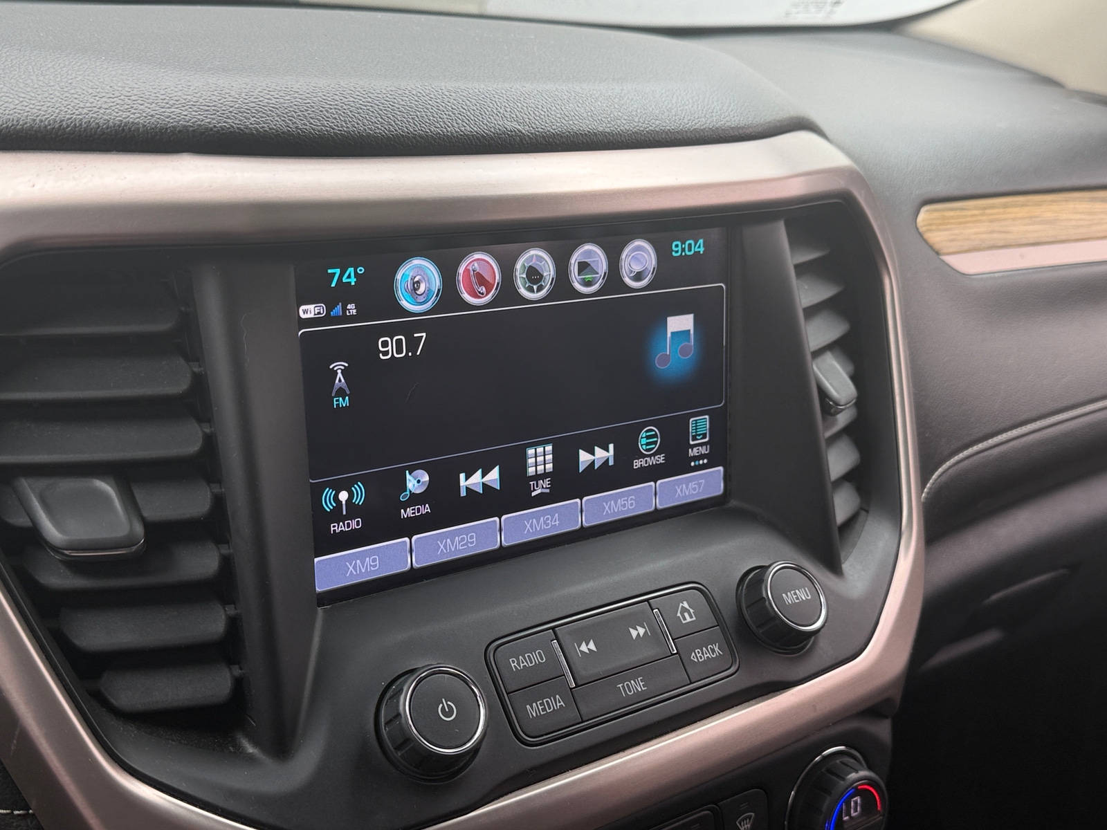 Thumbnail: 2017 GMC Acadia - 3