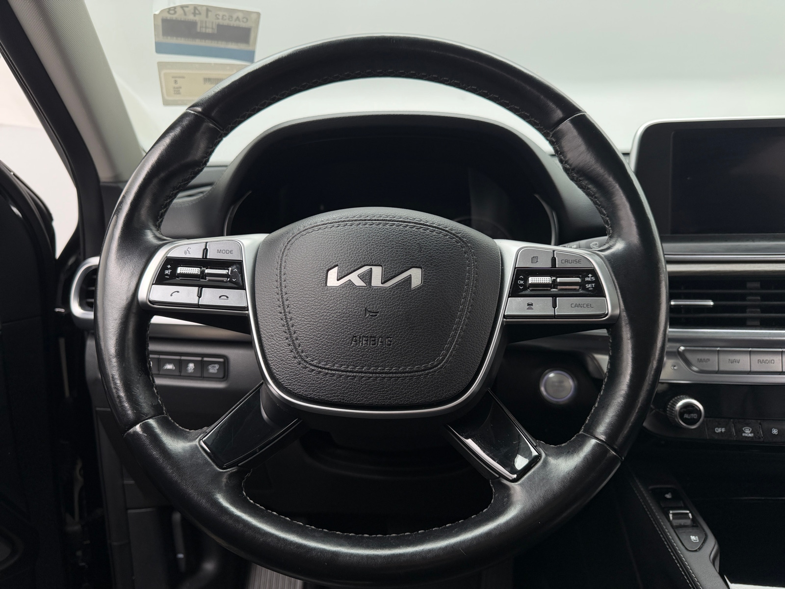 Thumbnail: 2022 Kia Telluride - 4