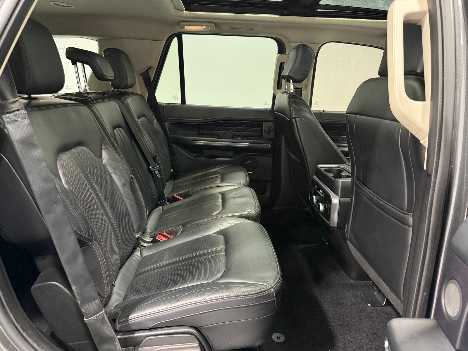 Thumbnail: 2019 Ford Expedition - 5