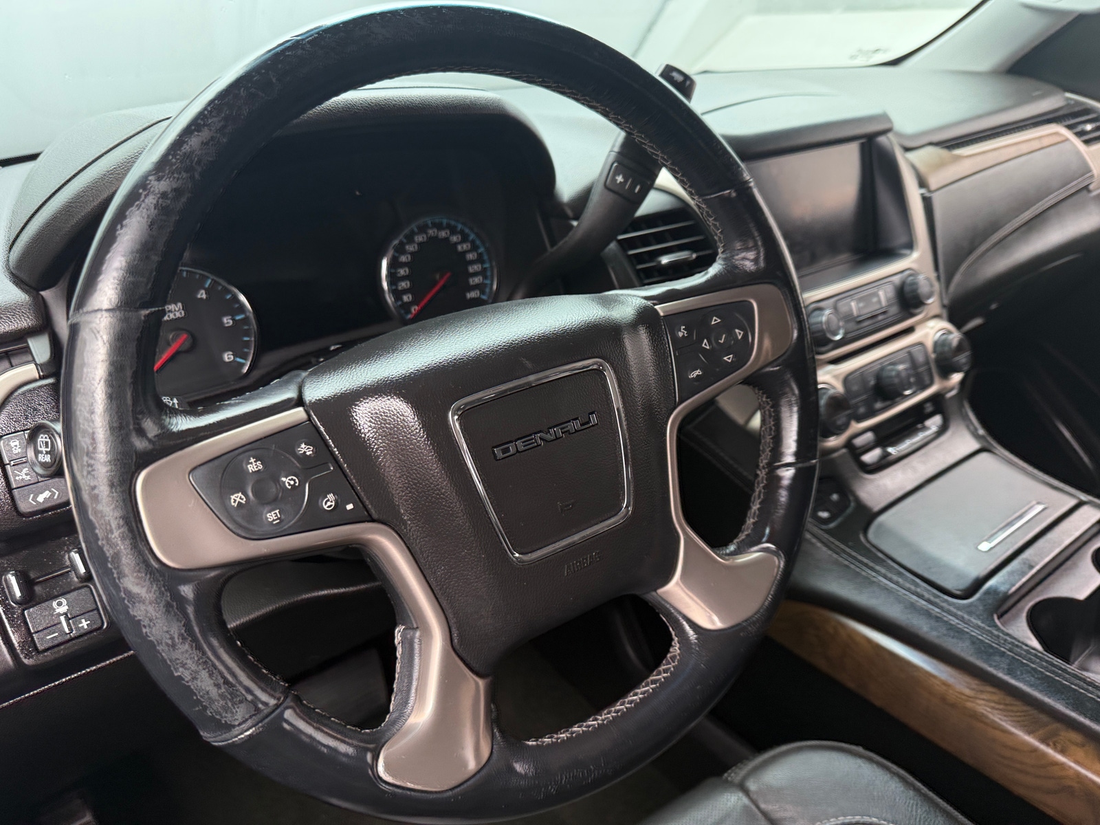Thumbnail: 2018 GMC Yukon - 4
