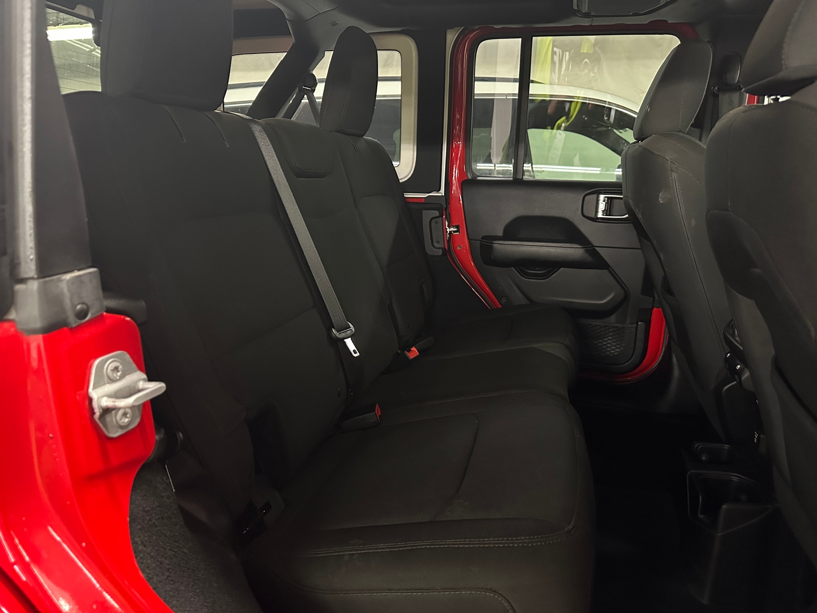 Thumbnail: 2018 Jeep Wrangler - 6