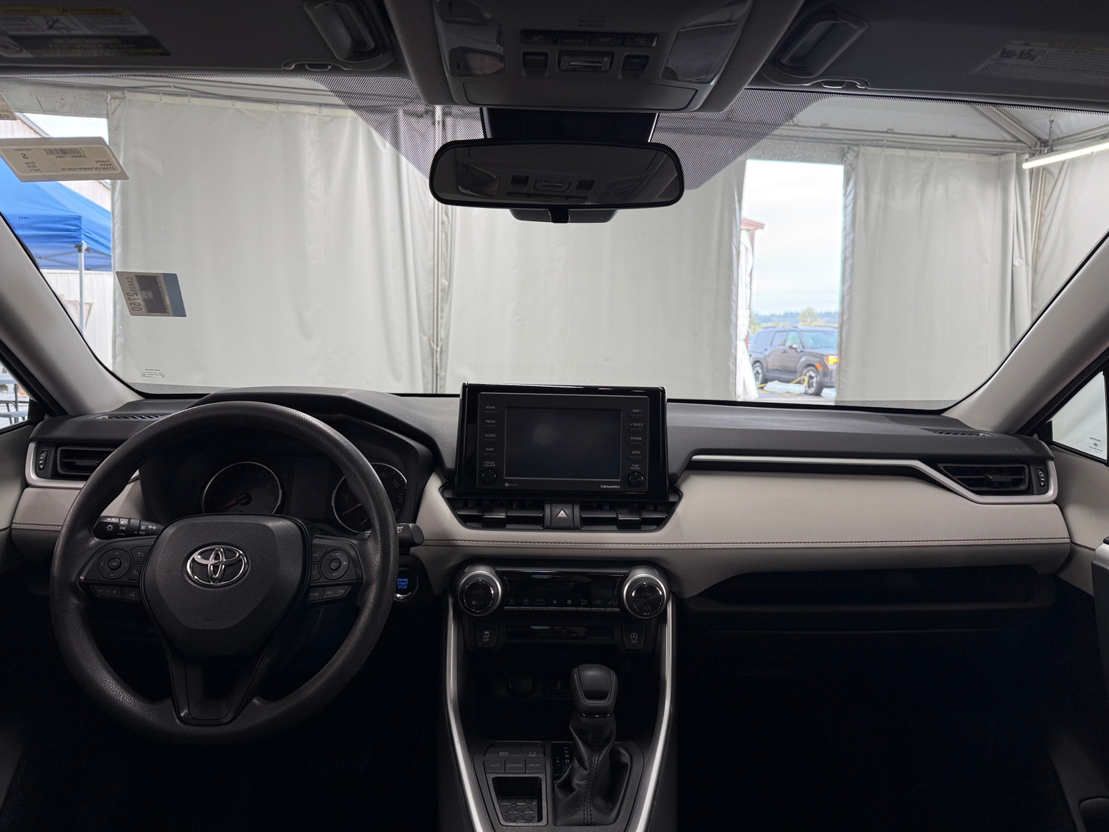 Thumbnail: 2021 Toyota RAV4 - 3