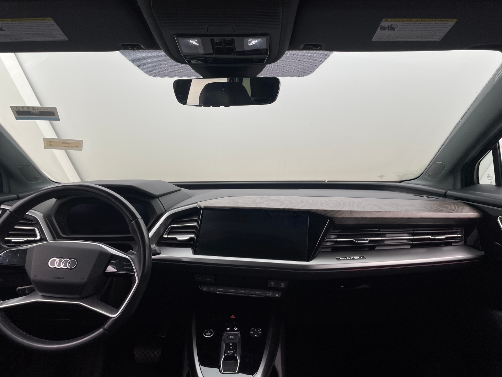Thumbnail: 2023 Audi Q4 e-tron - 3