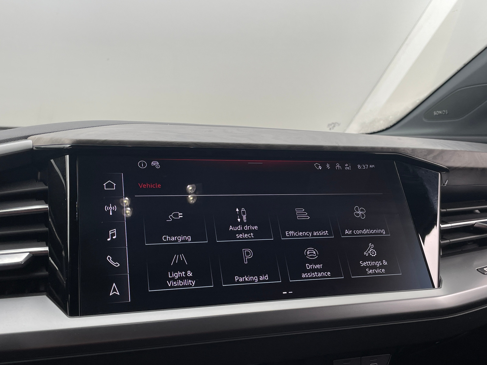 Thumbnail: 2023 Audi Q4 e-tron - 4