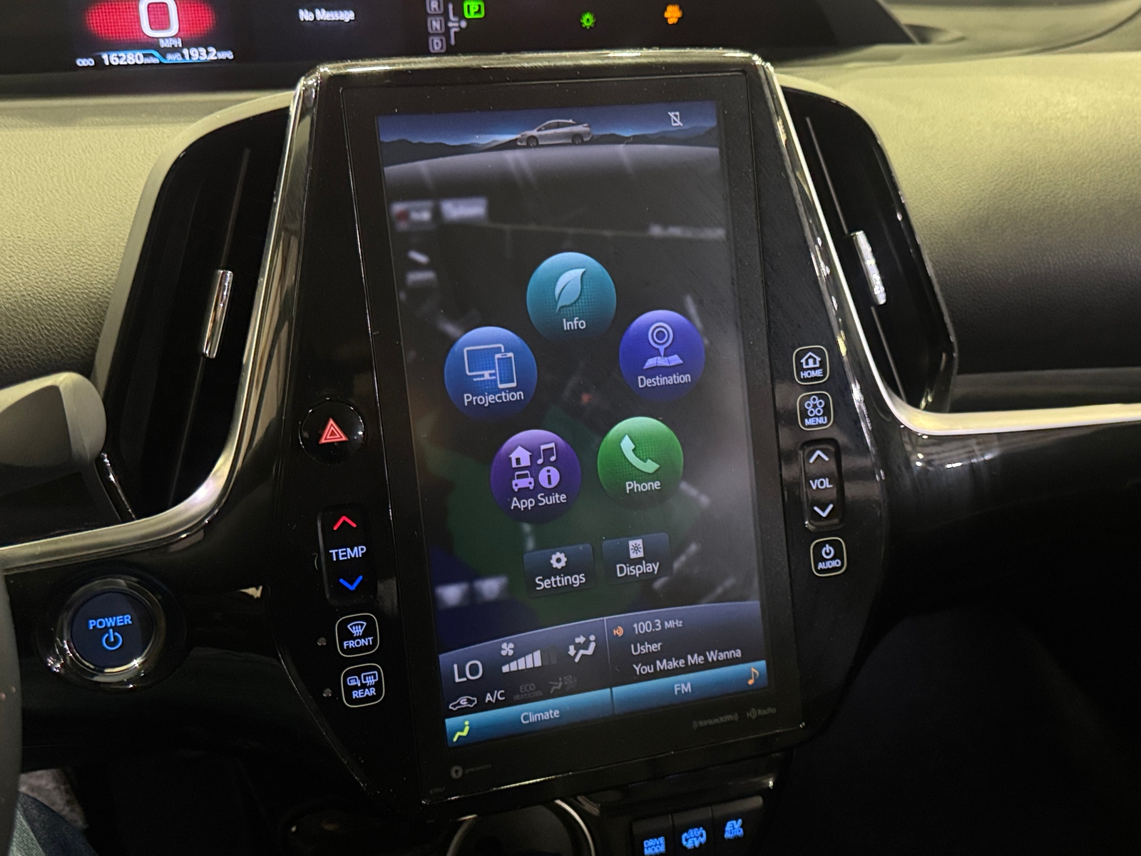 Thumbnail: 2022 Toyota Prius Prime - 4