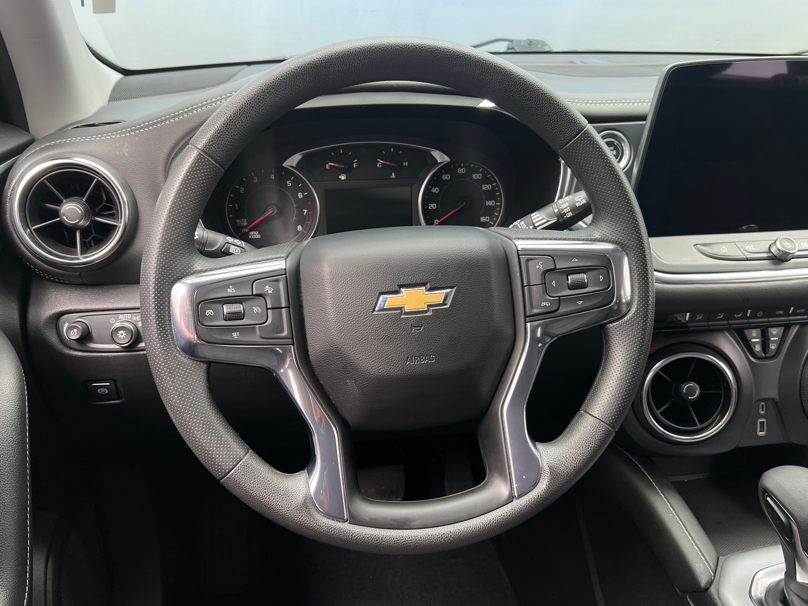 Thumbnail: 2025 Chevrolet Blazer - 5