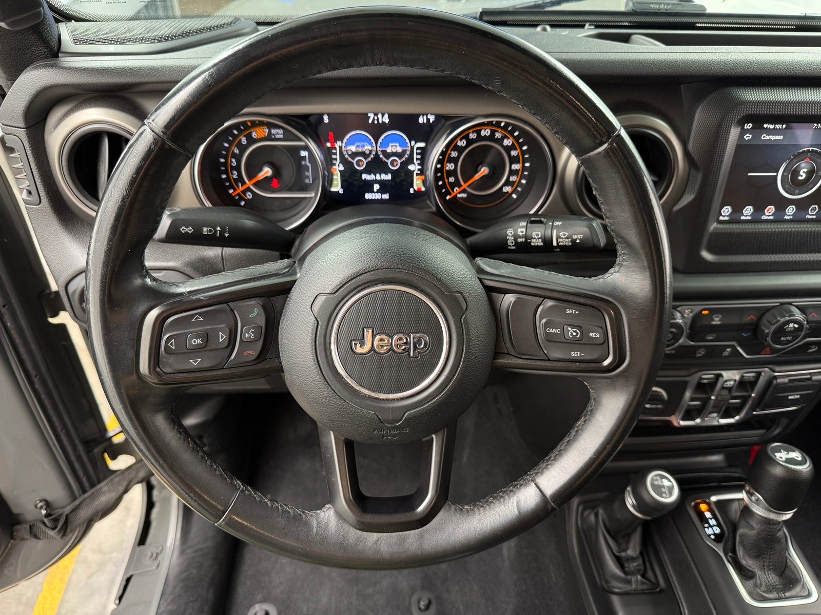 Thumbnail: 2019 Jeep Wrangler - 5