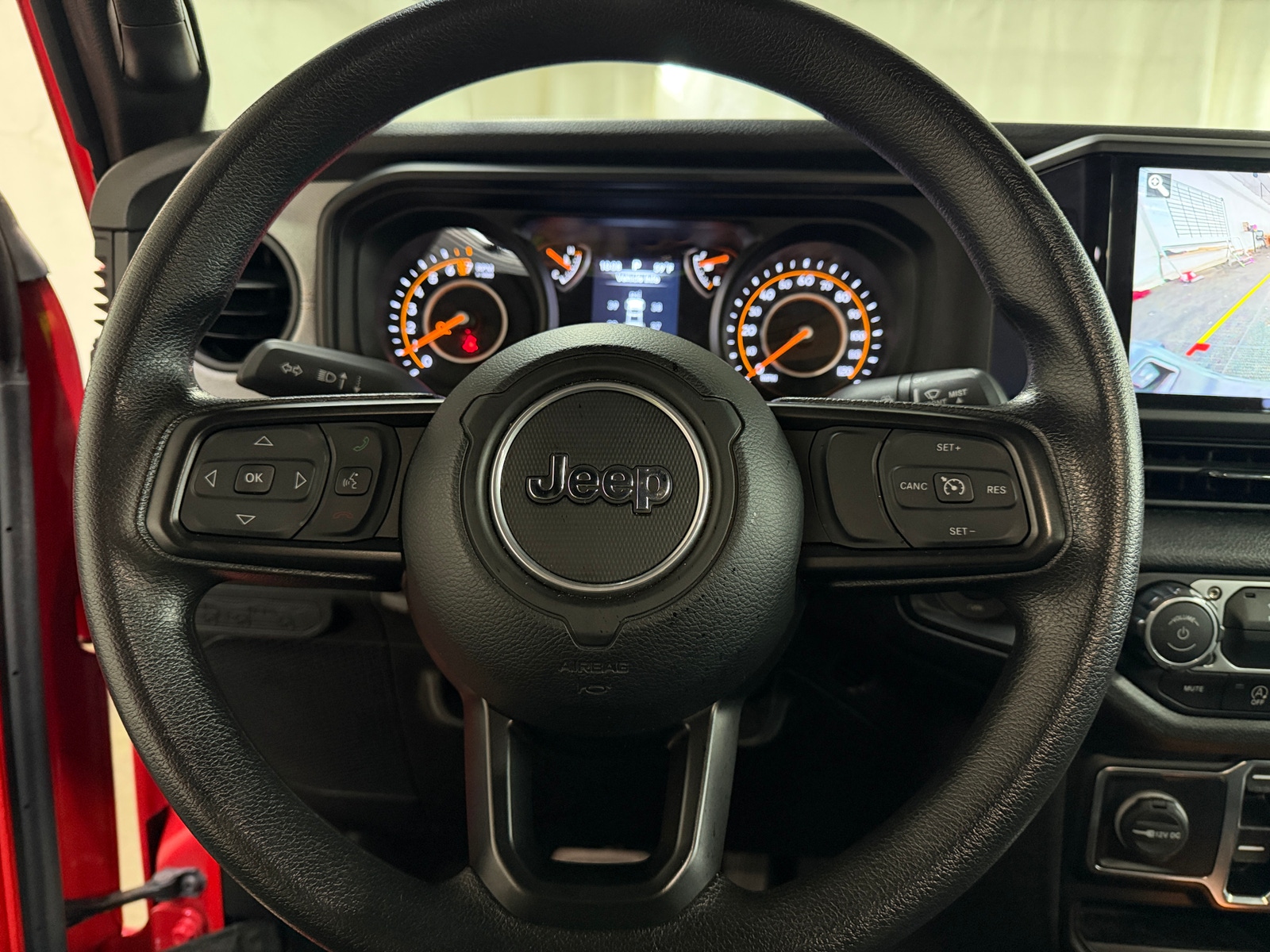 Thumbnail: 2025 Jeep Gladiator - 5