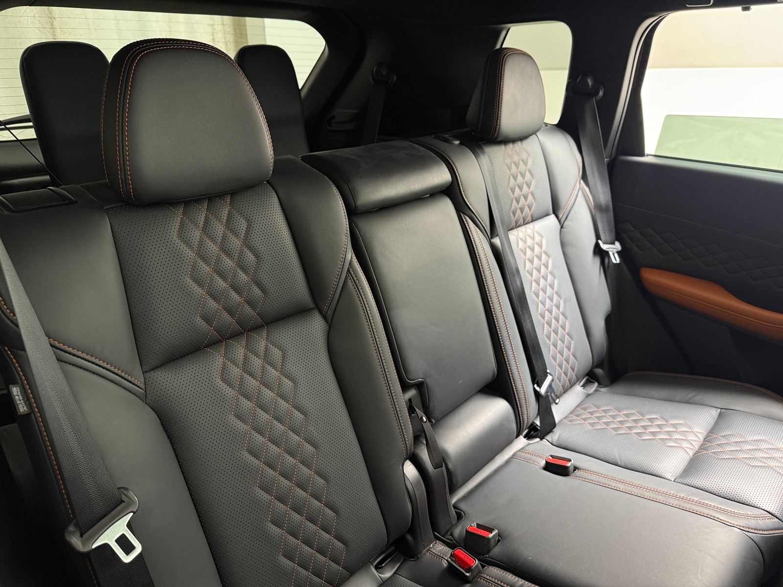 Thumbnail: 2022 Mitsubishi Outlander - 6