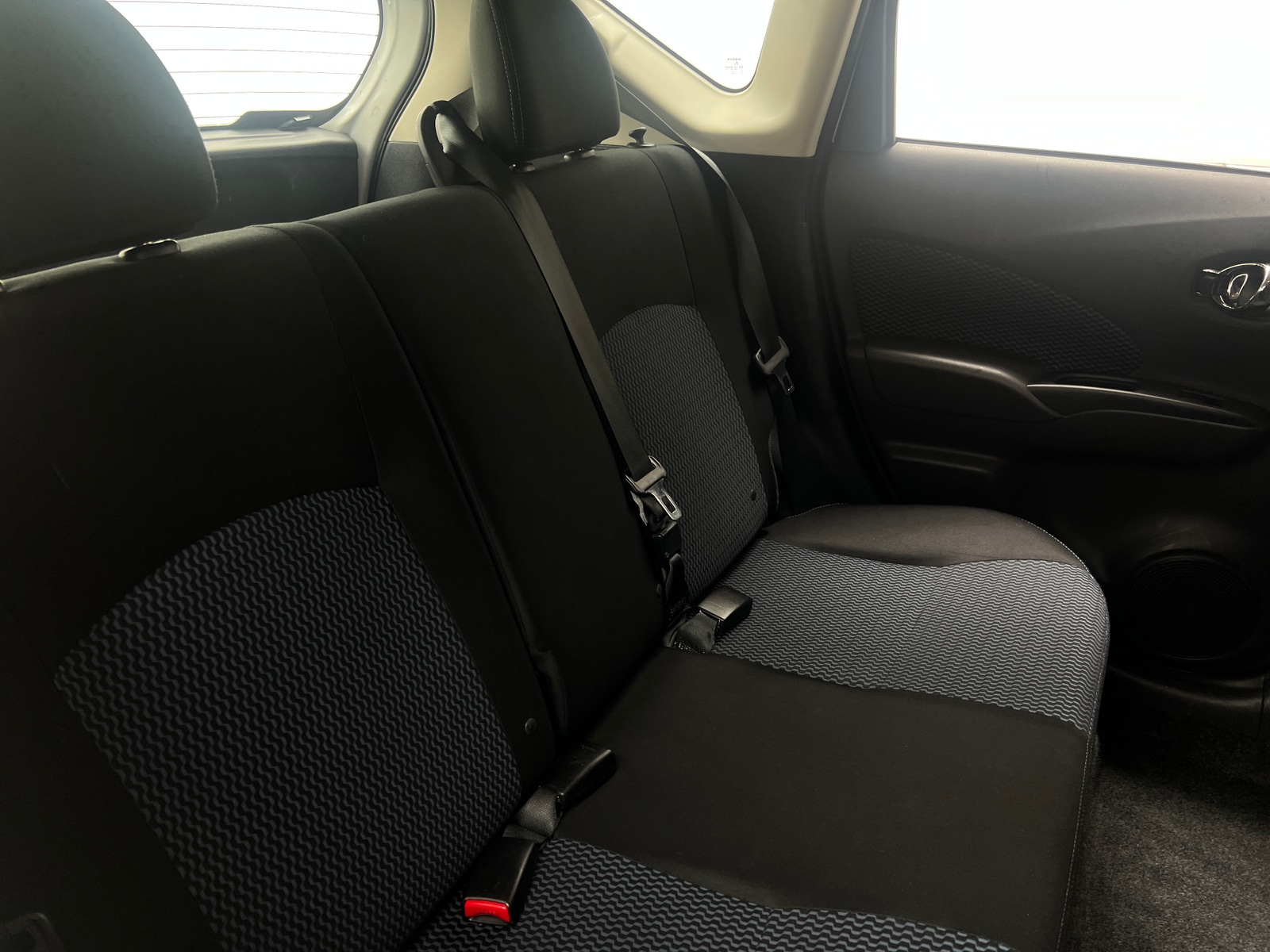 Thumbnail: 2017 Nissan Versa Note - 6