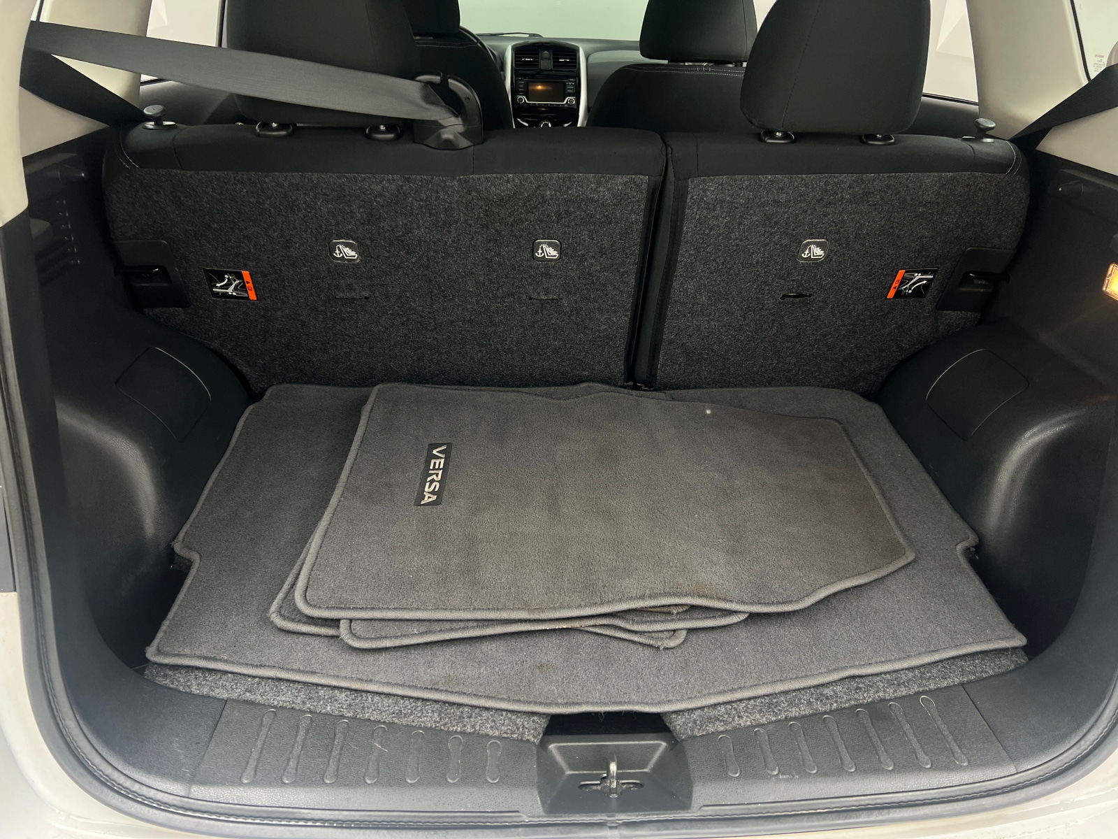 Thumbnail: 2017 Nissan Versa Note - 7
