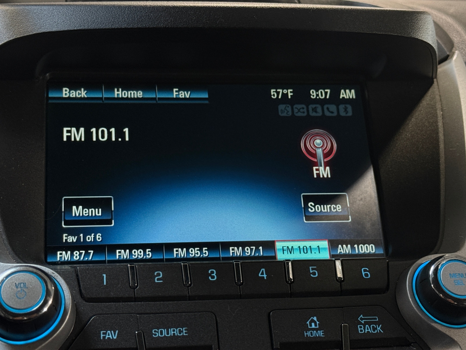Thumbnail: 2015 Chevrolet Equinox - 3