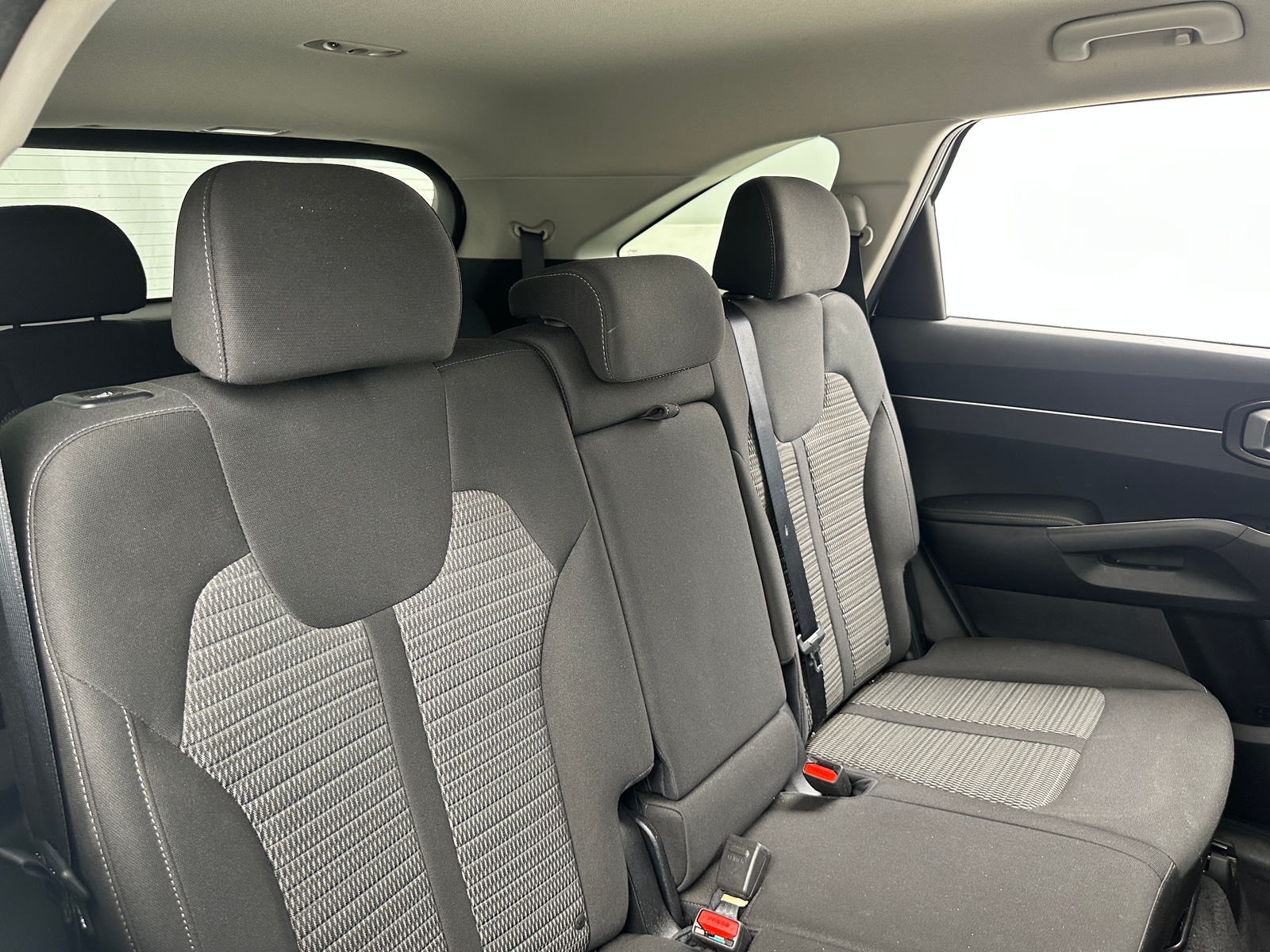 Thumbnail: 2023 Kia Sorento - 6