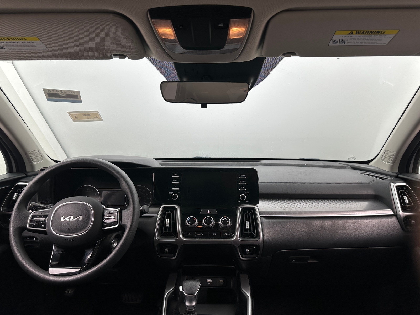 Thumbnail: 2023 Kia Sorento - 3
