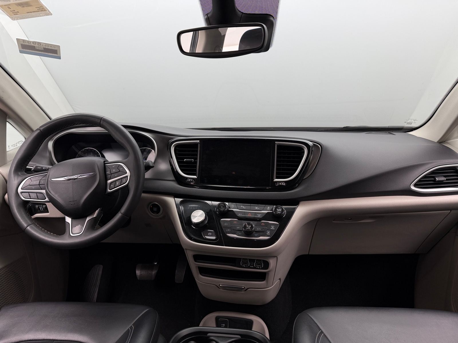 Thumbnail: 2024 Chrysler Pacifica - 2