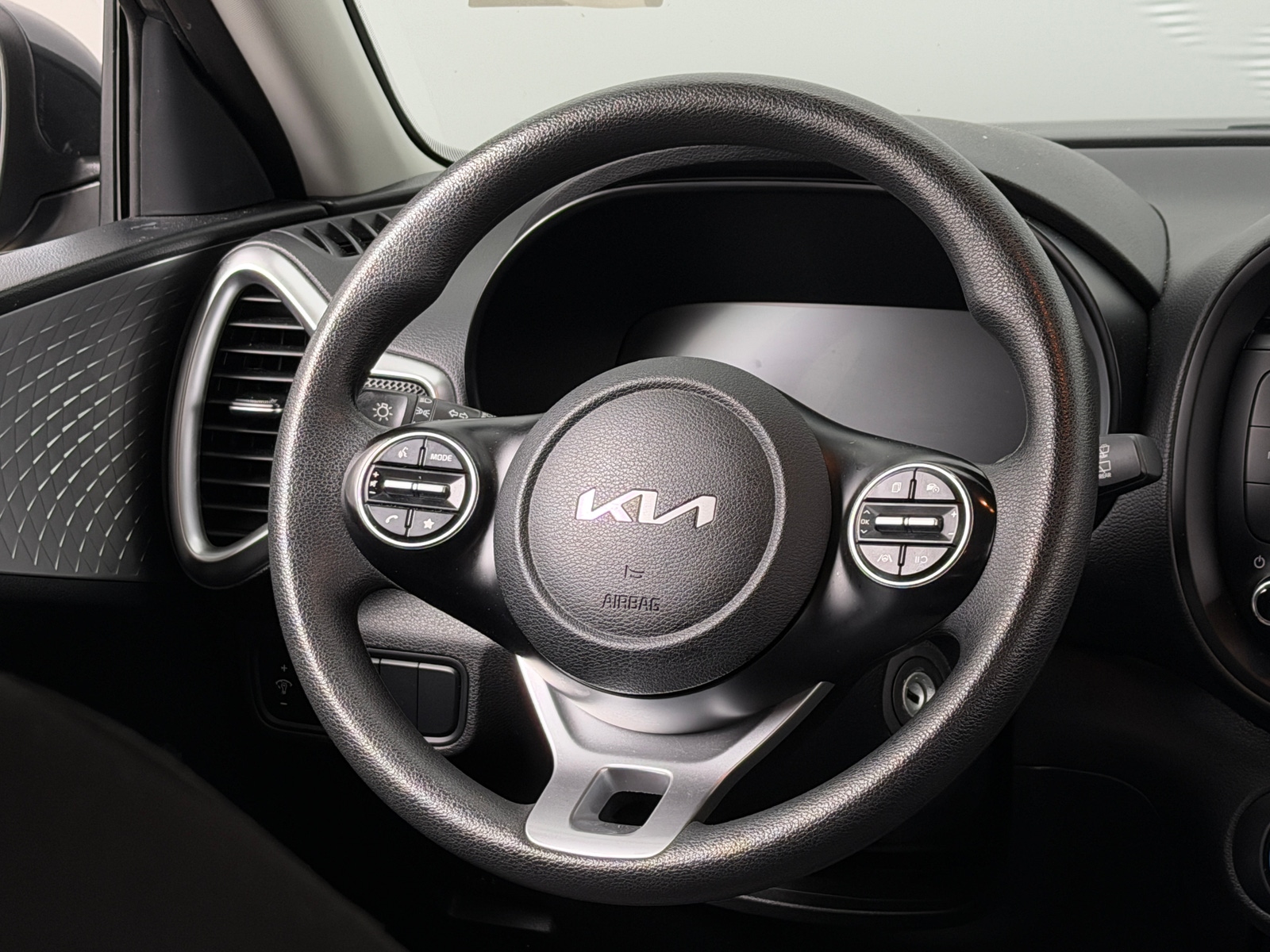 Thumbnail: 2024 Kia Soul - 5