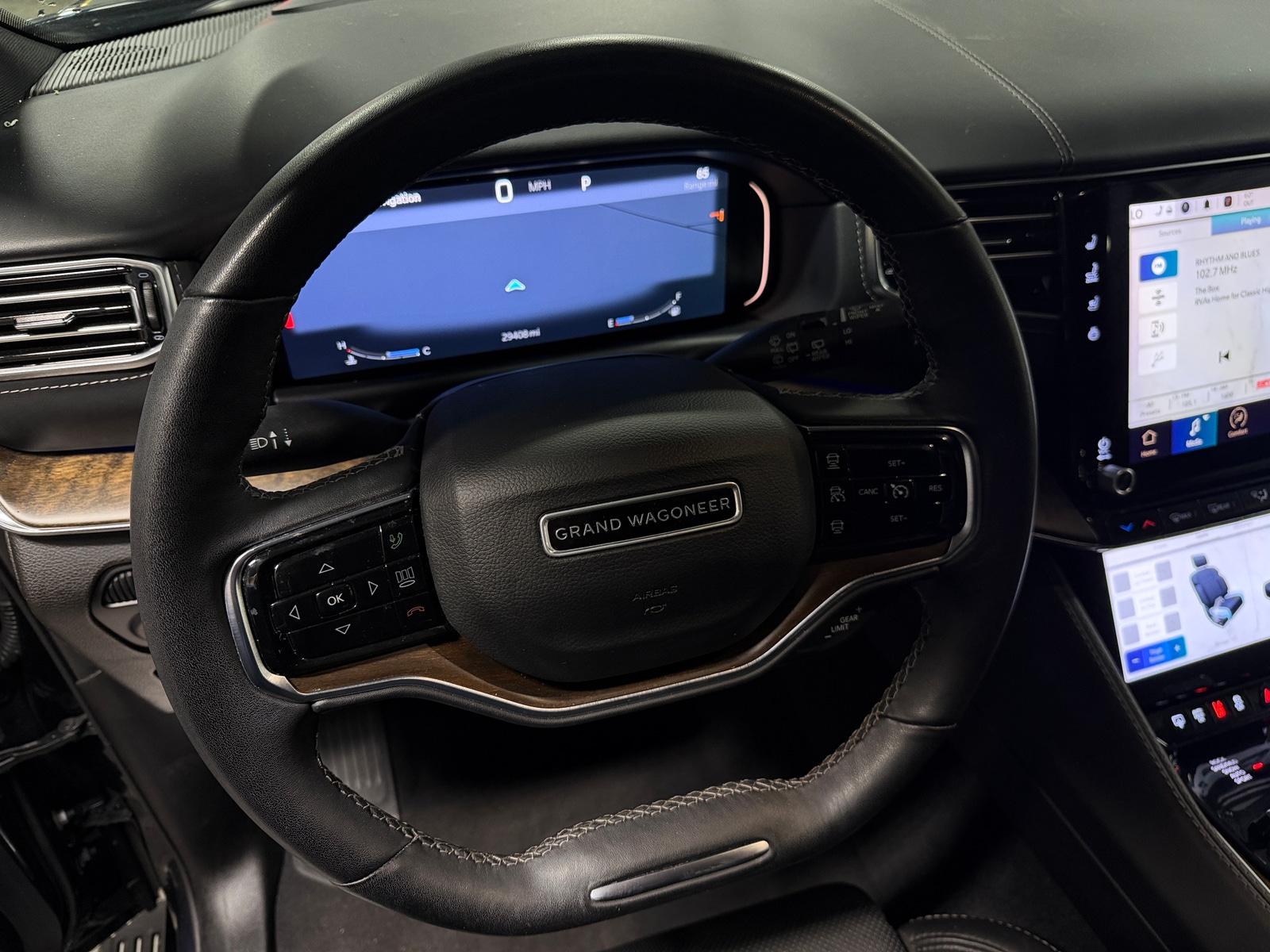 Thumbnail: 2023 Jeep Grand Wagoneer - 4